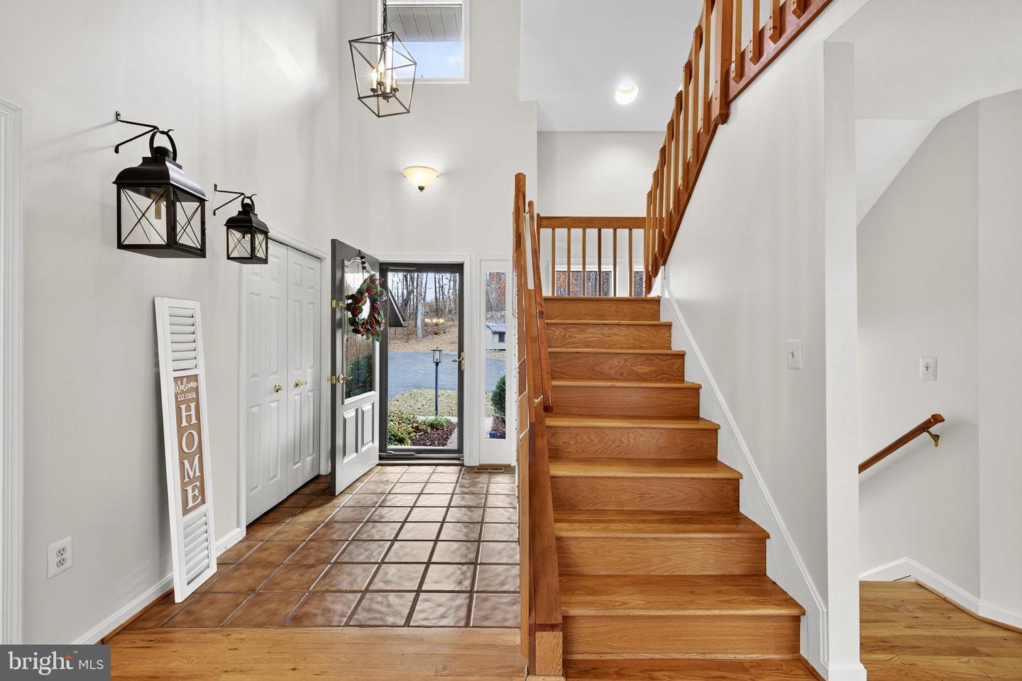 8423 LOCK LN, WARRENTON, Virginia 20186, 3 Bedrooms Bedrooms, ,3 BathroomsBathrooms,Residential,For sale,8423 LOCK LN,VAFQ2020834 MLS # VAFQ2020834