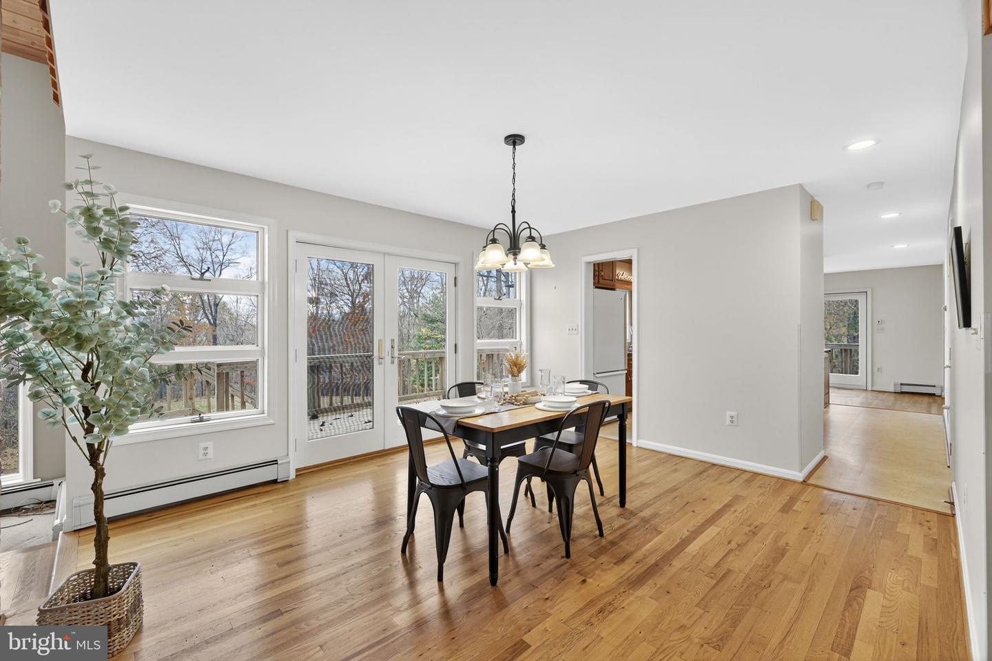 8423 LOCK LN, WARRENTON, Virginia 20186, 3 Bedrooms Bedrooms, ,3 BathroomsBathrooms,Residential,For sale,8423 LOCK LN,VAFQ2020834 MLS # VAFQ2020834