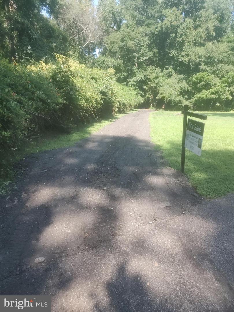 5940 BARBERRY TRL, LORTON, Virginia 22079, ,Land,For sale,5940 BARBERRY TRL,VAFX2294768 MLS # VAFX2294768