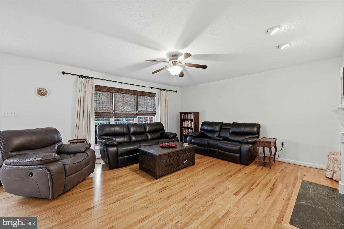 122 LUCY LONG CT, STEPHENS CITY, Virginia 22655, 4 Bedrooms Bedrooms, ,3 BathroomsBathrooms,Residential,For sale,122 LUCY LONG CT,VAFV2039998 MLS # VAFV2039998