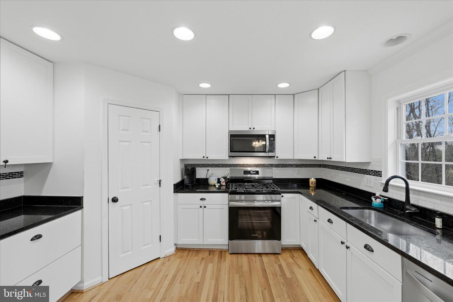 122 LUCY LONG CT, STEPHENS CITY, Virginia 22655, 4 Bedrooms Bedrooms, ,3 BathroomsBathrooms,Residential,For sale,122 LUCY LONG CT,VAFV2039998 MLS # VAFV2039998