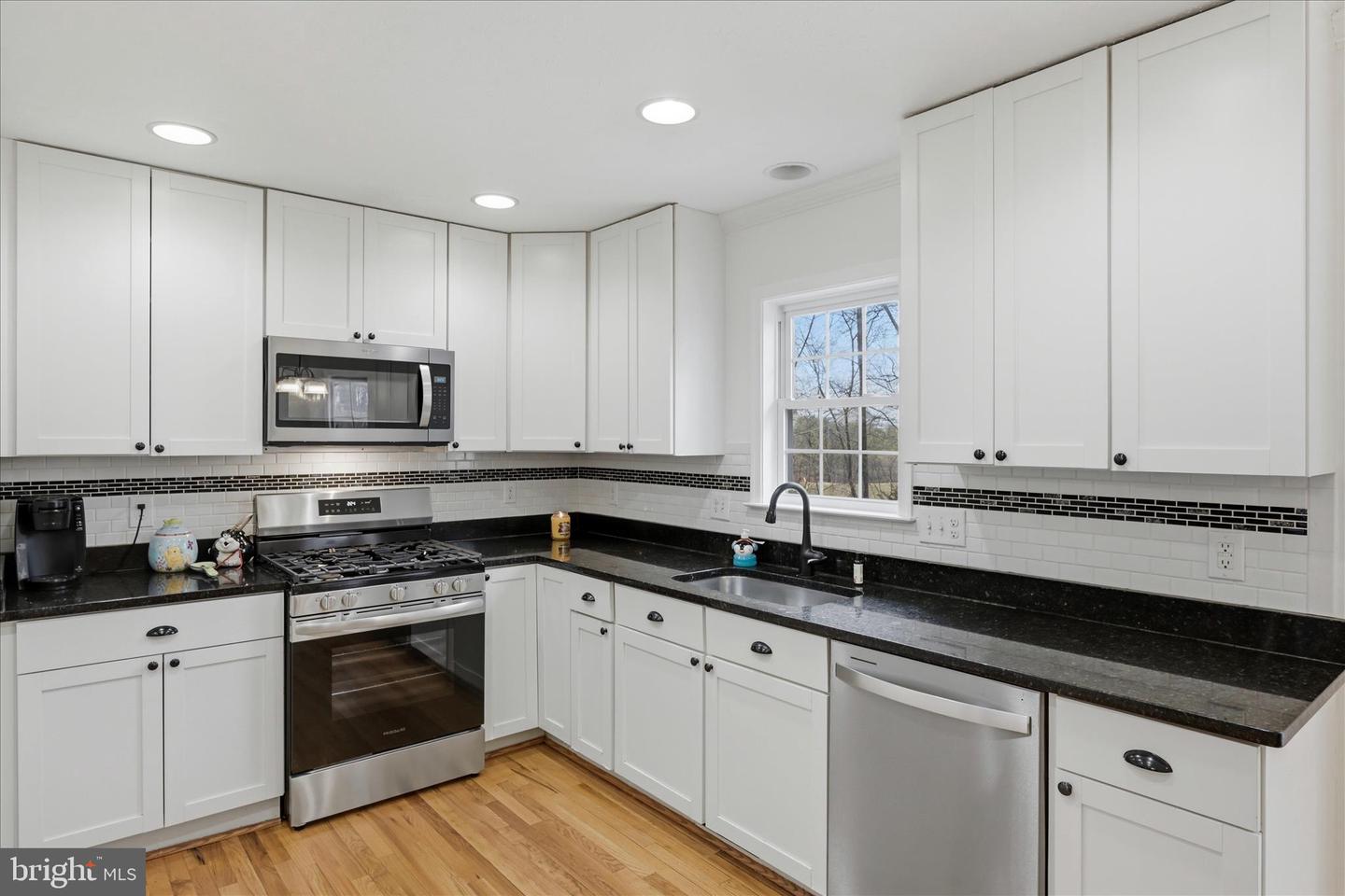 122 LUCY LONG CT, STEPHENS CITY, Virginia 22655, 4 Bedrooms Bedrooms, ,3 BathroomsBathrooms,Residential,For sale,122 LUCY LONG CT,VAFV2039998 MLS # VAFV2039998