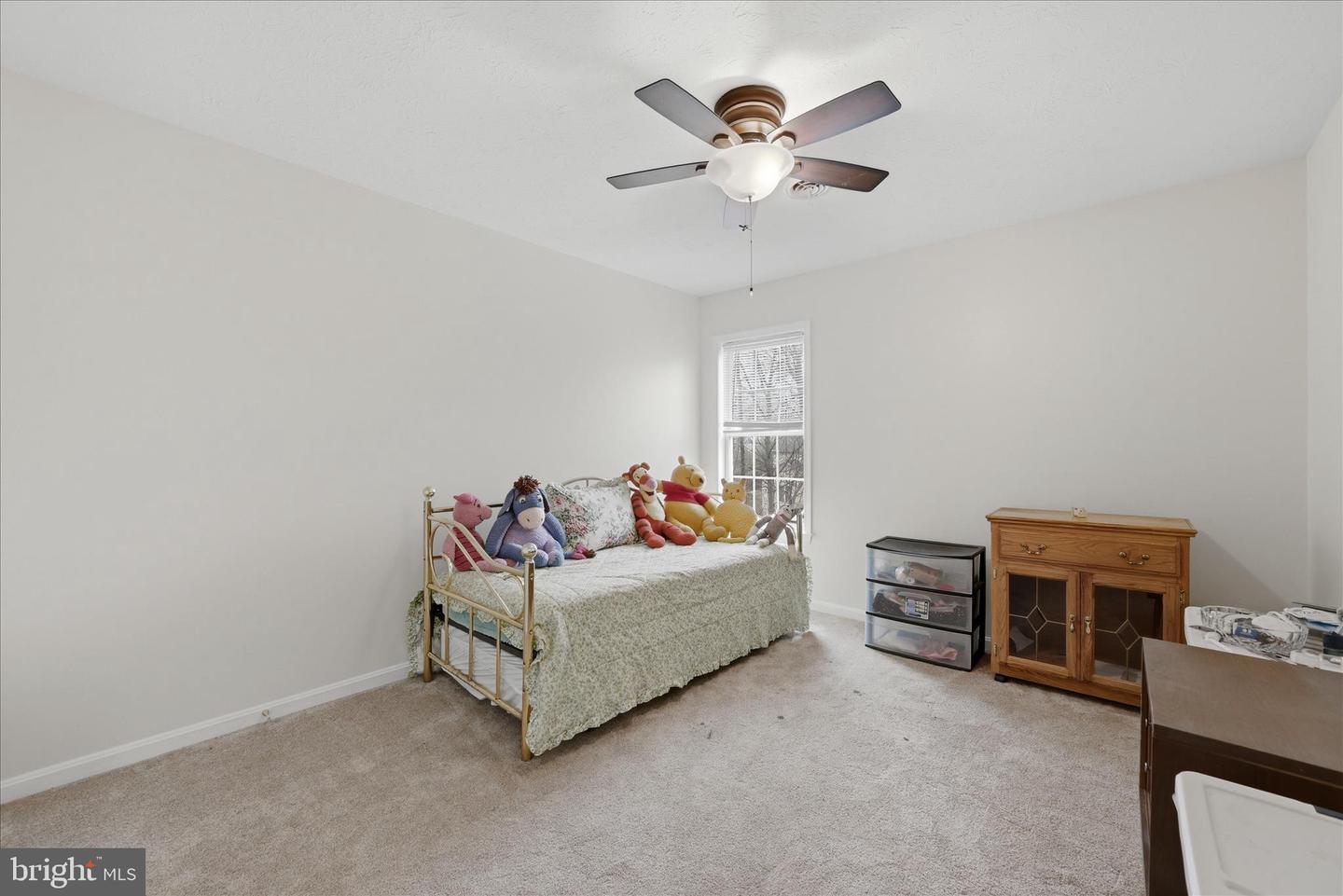 122 LUCY LONG CT, STEPHENS CITY, Virginia 22655, 4 Bedrooms Bedrooms, ,3 BathroomsBathrooms,Residential,For sale,122 LUCY LONG CT,VAFV2039998 MLS # VAFV2039998