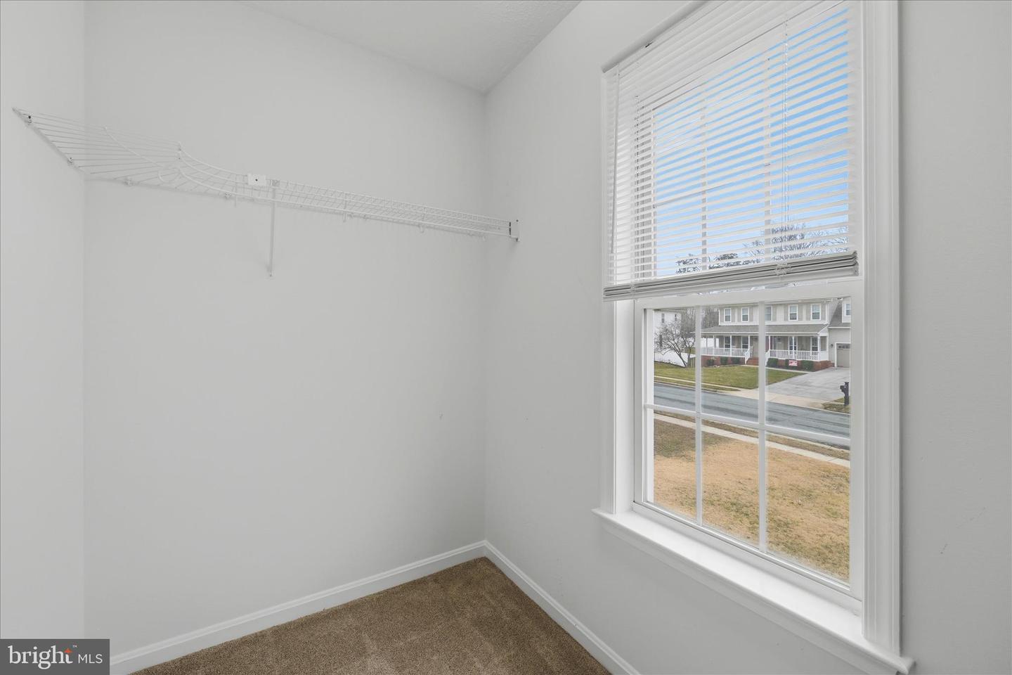 122 LUCY LONG CT, STEPHENS CITY, Virginia 22655, 4 Bedrooms Bedrooms, ,3 BathroomsBathrooms,Residential,For sale,122 LUCY LONG CT,VAFV2039998 MLS # VAFV2039998