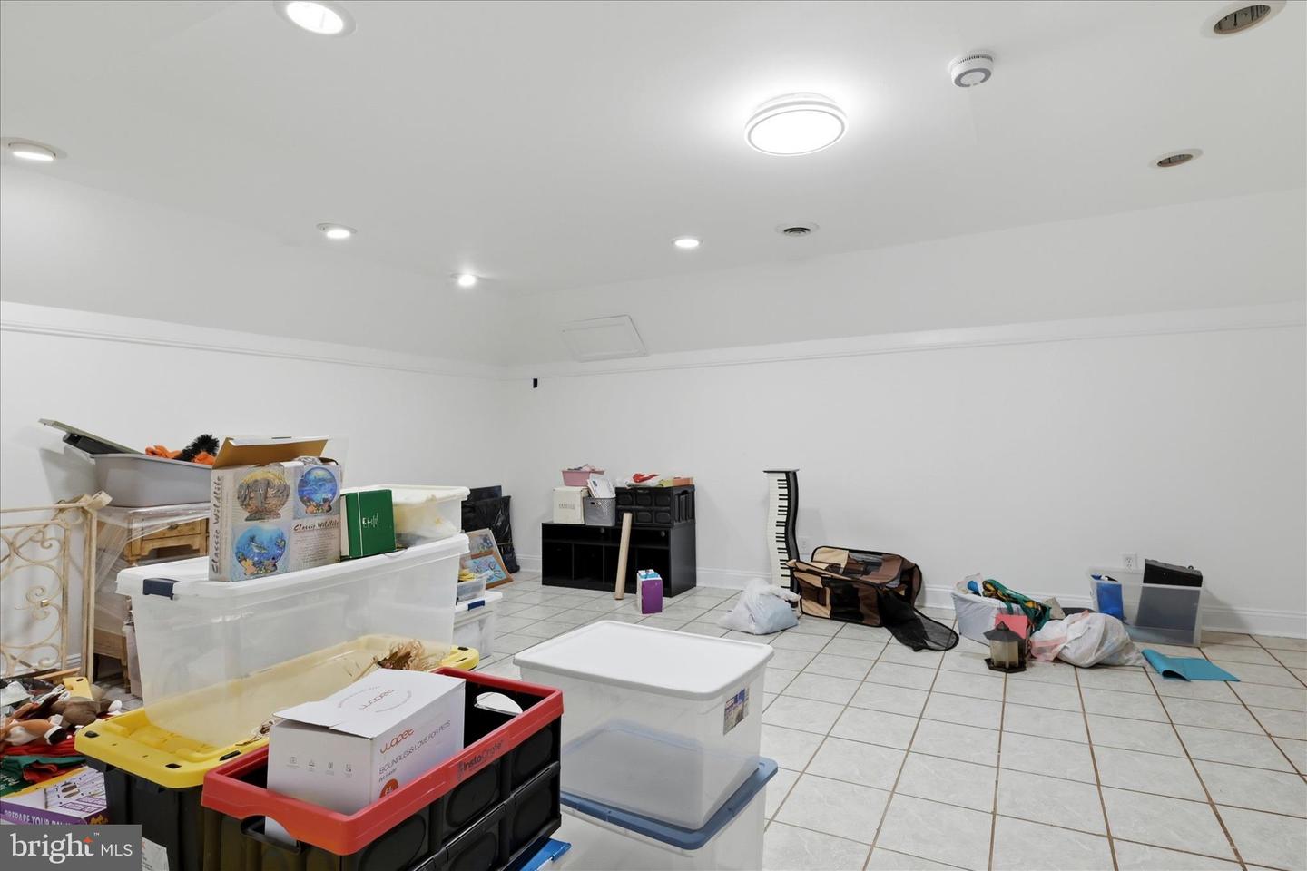 122 LUCY LONG CT, STEPHENS CITY, Virginia 22655, 4 Bedrooms Bedrooms, ,3 BathroomsBathrooms,Residential,For sale,122 LUCY LONG CT,VAFV2039998 MLS # VAFV2039998