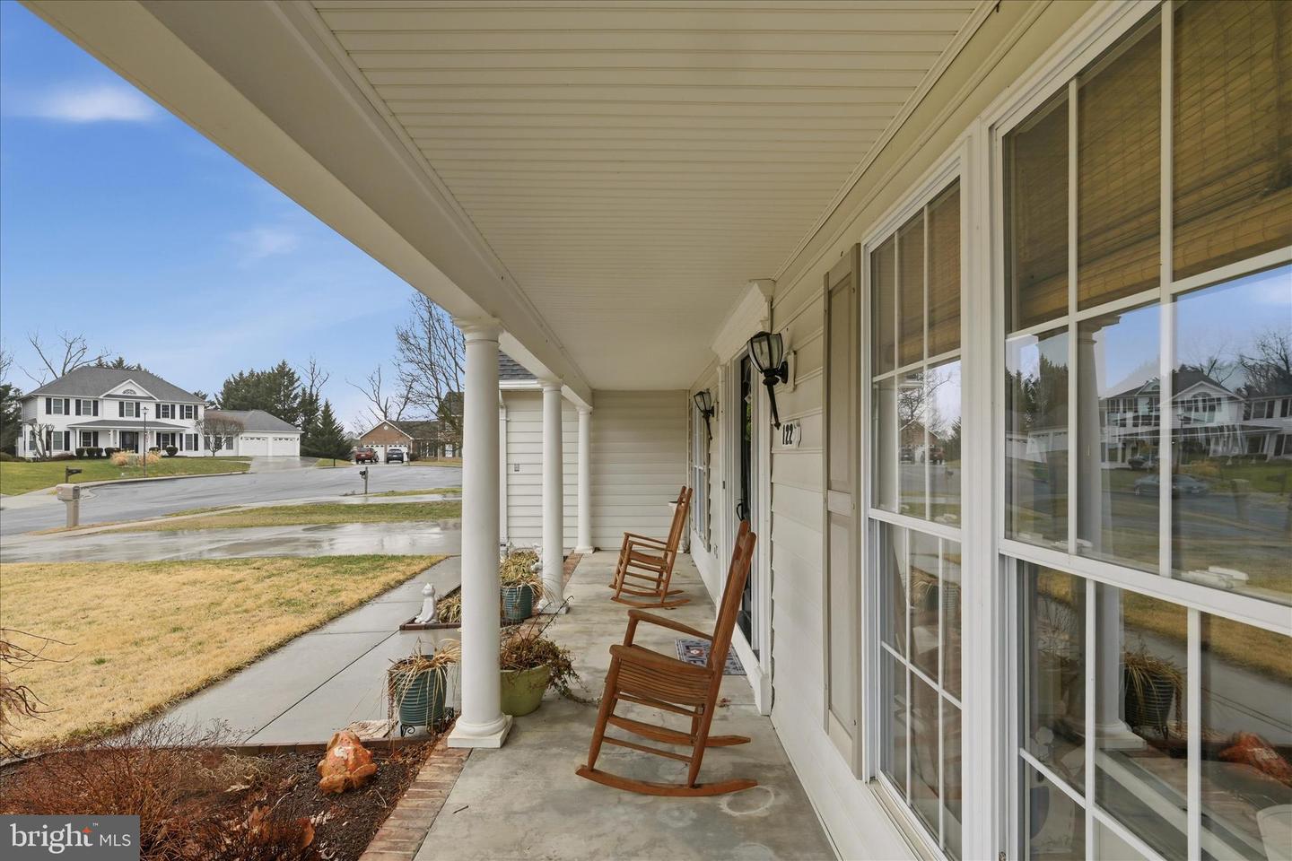 122 LUCY LONG CT, STEPHENS CITY, Virginia 22655, 4 Bedrooms Bedrooms, ,3 BathroomsBathrooms,Residential,For sale,122 LUCY LONG CT,VAFV2039998 MLS # VAFV2039998