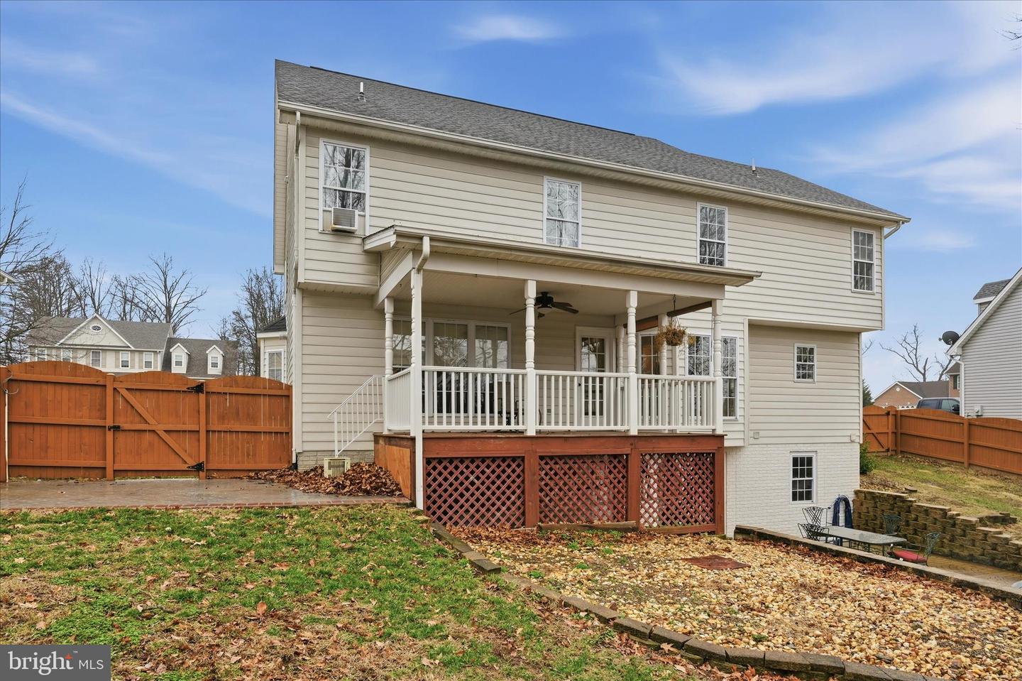 122 LUCY LONG CT, STEPHENS CITY, Virginia 22655, 4 Bedrooms Bedrooms, ,3 BathroomsBathrooms,Residential,For sale,122 LUCY LONG CT,VAFV2039998 MLS # VAFV2039998