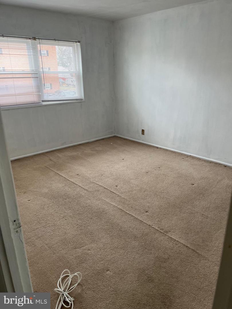 120-8 WASHINGTON ST NE #5, LEESBURG, Virginia 20176, 1 Bedroom Bedrooms, ,1 BathroomBathrooms,Residential,For sale,120-8 WASHINGTON ST NE #5,VALO2117578 MLS # VALO2117578