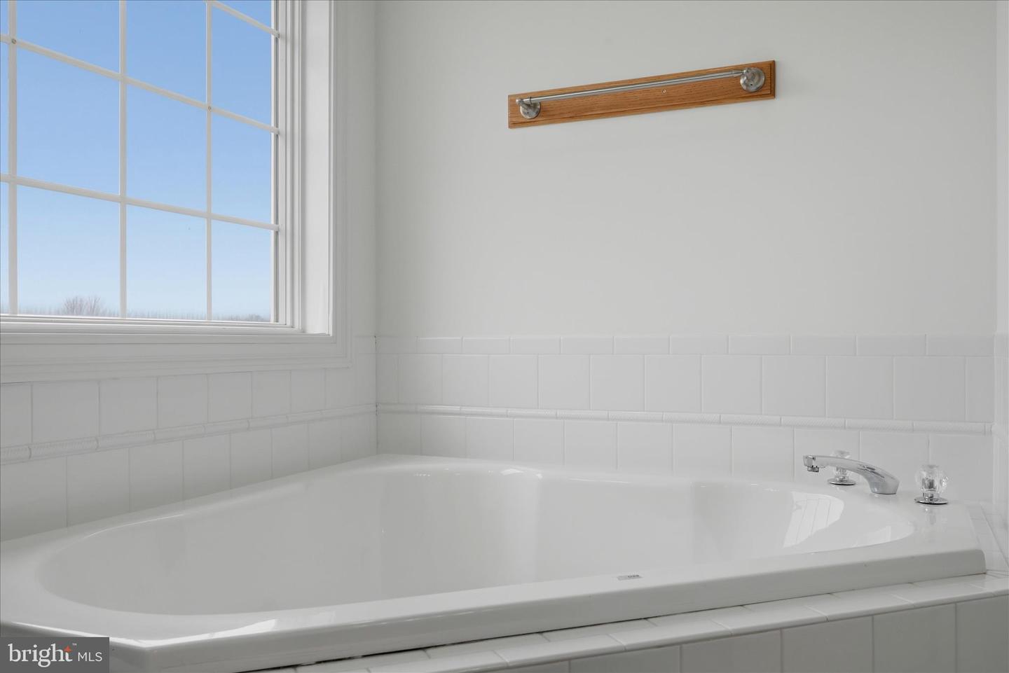 404 FREMONT CT, BERRYVILLE, Virginia 22611, 5 Bedrooms Bedrooms, ,3 BathroomsBathrooms,Residential,For sale,404 FREMONT CT,VACL2006576 MLS # VACL2006576