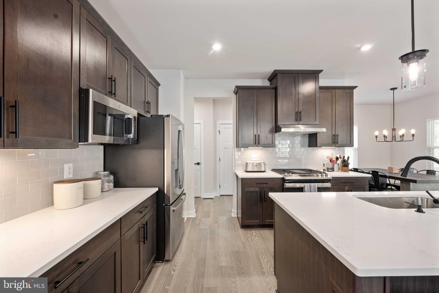 11405 FROSTY KNOLLS CT, SPOTSYLVANIA, Virginia 22551, 4 Bedrooms Bedrooms, ,3 BathroomsBathrooms,Residential,For sale,11405 FROSTY KNOLLS CT,VASP2039816 MLS # VASP2039816