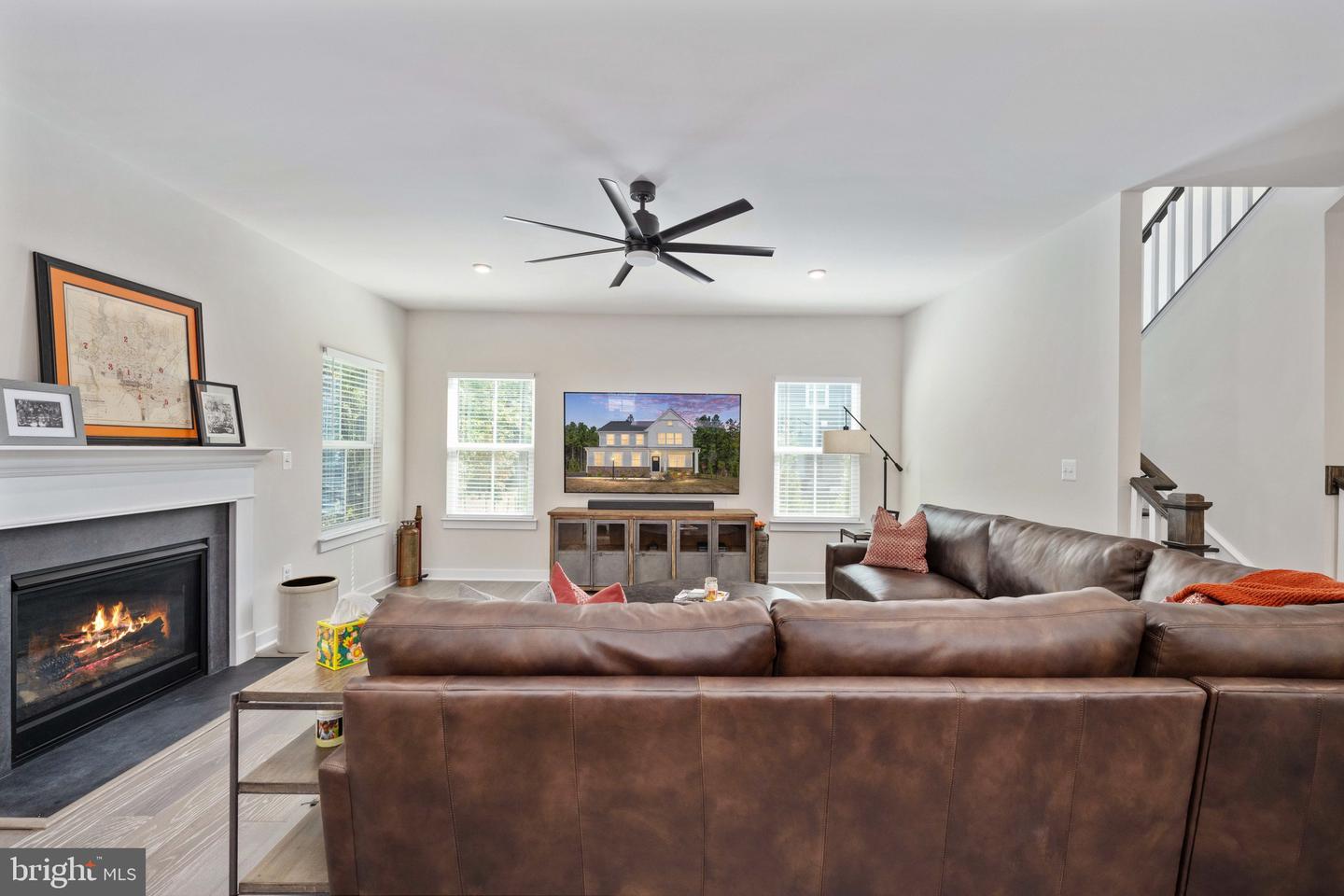 11405 FROSTY KNOLLS CT, SPOTSYLVANIA, Virginia 22551, 4 Bedrooms Bedrooms, ,3 BathroomsBathrooms,Residential,For sale,11405 FROSTY KNOLLS CT,VASP2039816 MLS # VASP2039816