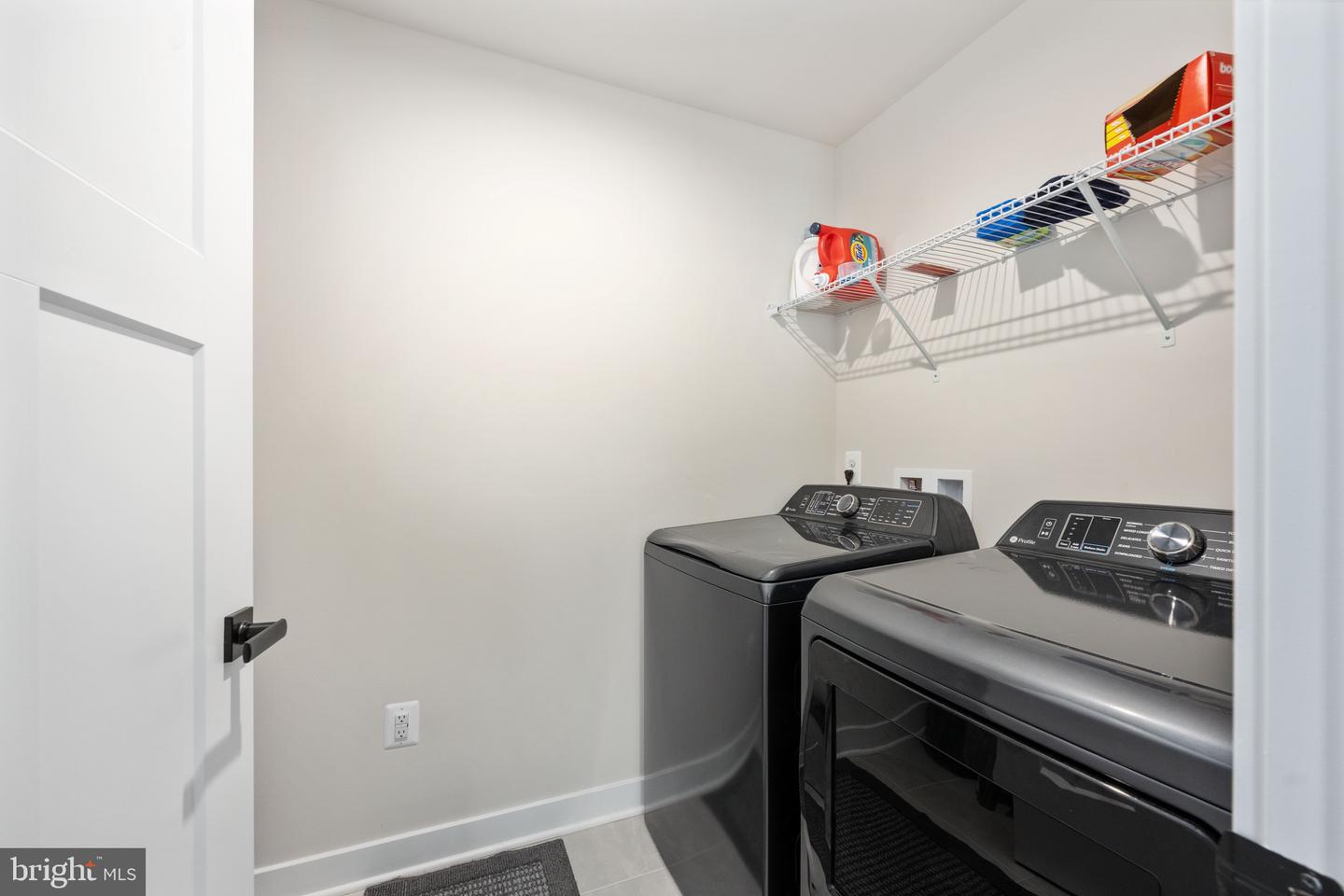 11405 FROSTY KNOLLS CT, SPOTSYLVANIA, Virginia 22551, 4 Bedrooms Bedrooms, ,3 BathroomsBathrooms,Residential,For sale,11405 FROSTY KNOLLS CT,VASP2039816 MLS # VASP2039816