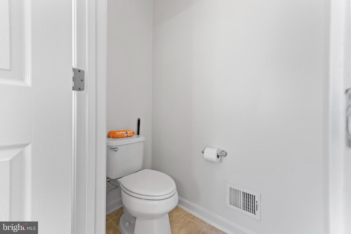 3000 AMERICAN EAGLE BLVD, WOODBRIDGE, Virginia 22191, 6 Bedrooms Bedrooms, ,3 BathroomsBathrooms,Residential,For sale,3000 AMERICAN EAGLE BLVD,VAPW2103630 MLS # VAPW2103630