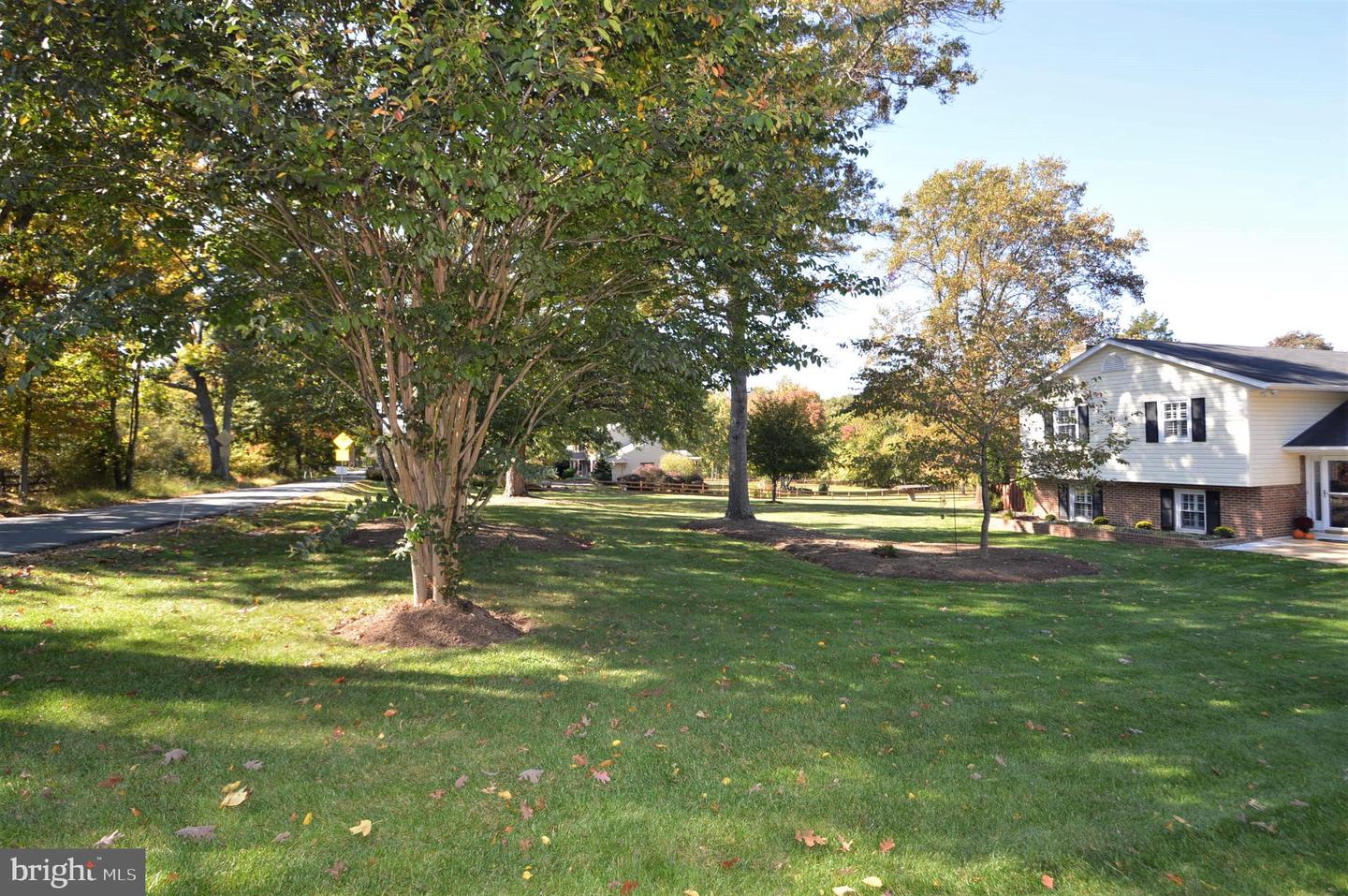 12614 OXON RD, HERNDON, Virginia 20171, 4 Bedrooms Bedrooms, ,3 BathroomsBathrooms,Residential,For sale,12614 OXON RD,VAFX2279522 MLS # VAFX2279522