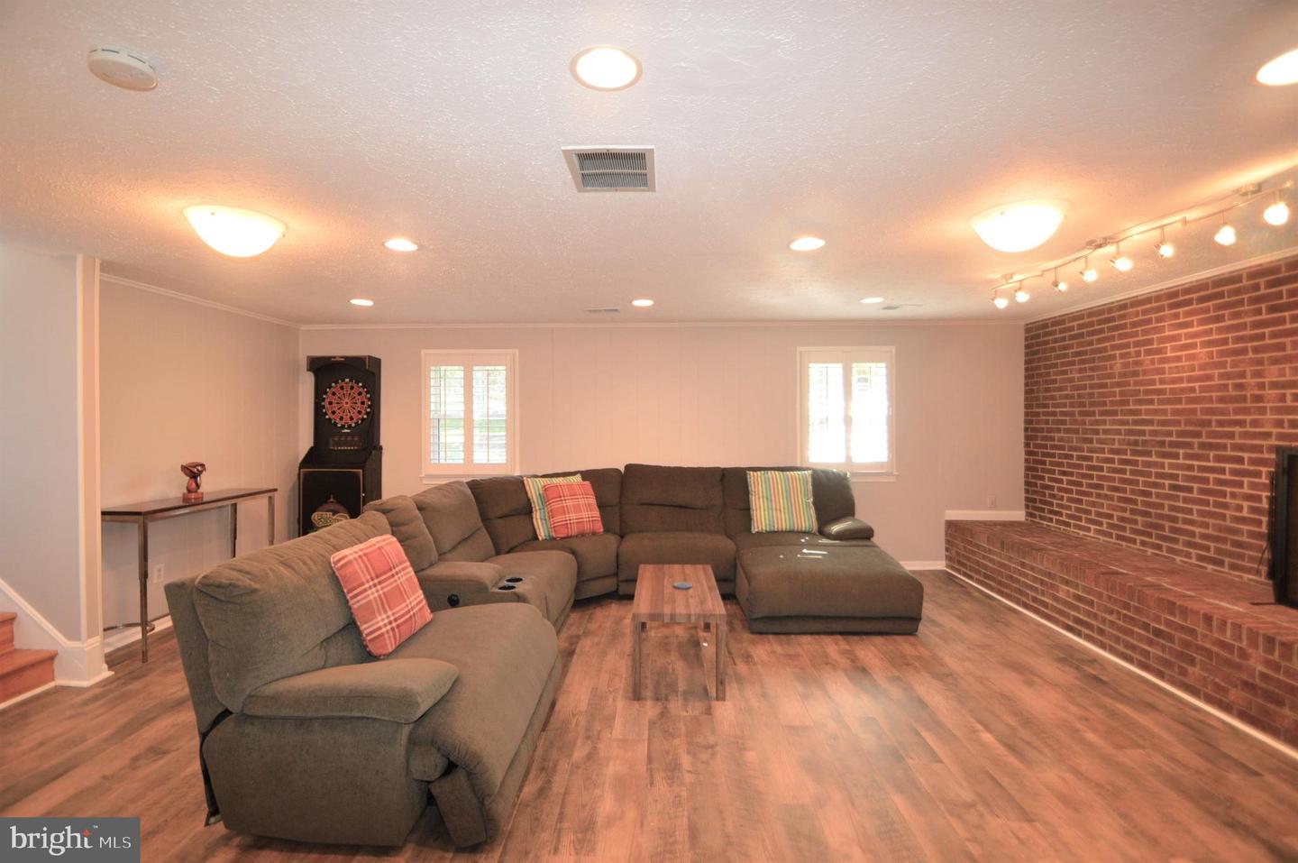 12614 OXON RD, HERNDON, Virginia 20171, 4 Bedrooms Bedrooms, ,3 BathroomsBathrooms,Residential,For sale,12614 OXON RD,VAFX2279522 MLS # VAFX2279522