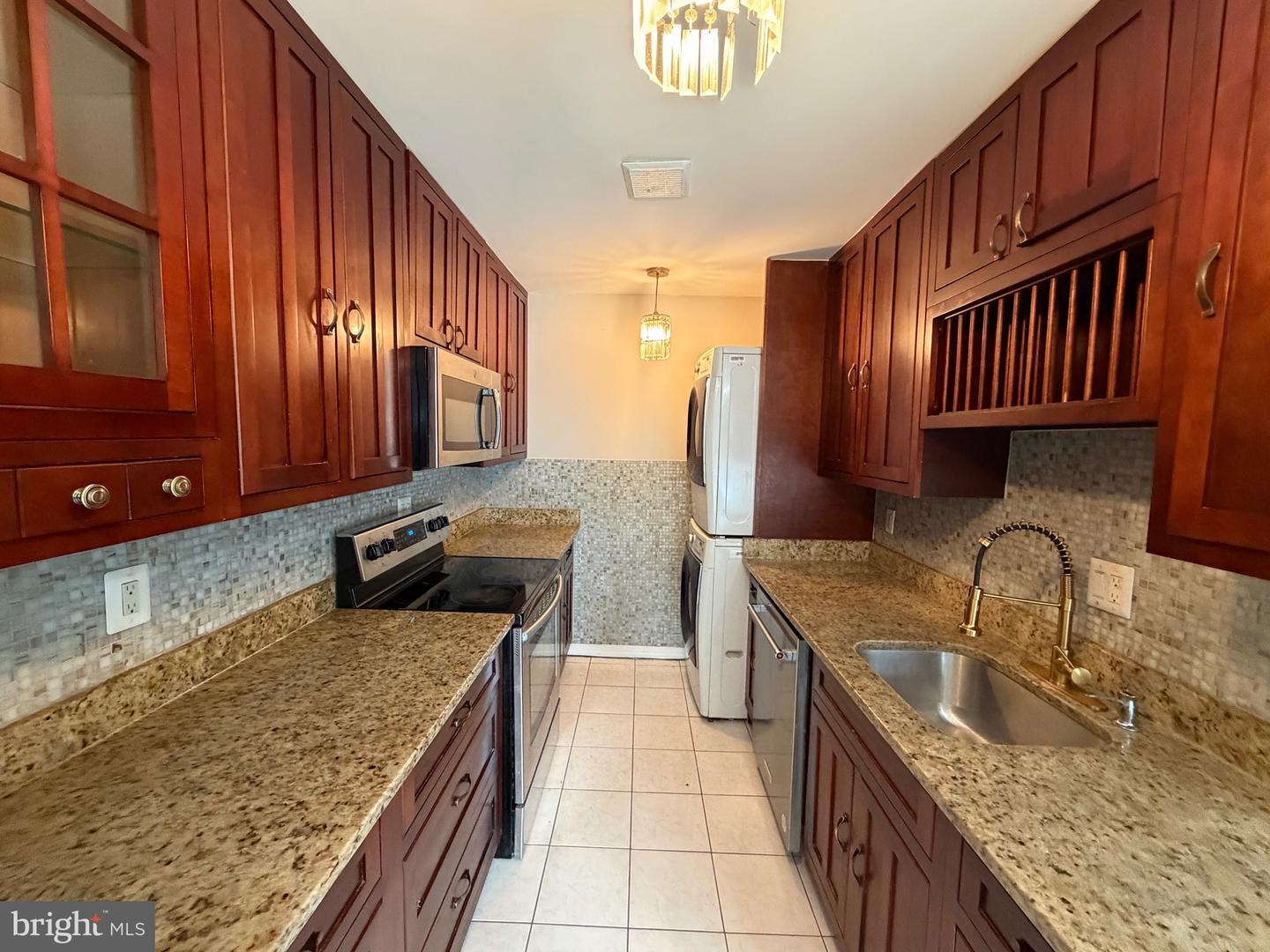 6346 ROCKSHIRE ST, ALEXANDRIA, Virginia 22315, 3 Bedrooms Bedrooms, ,2 BathroomsBathrooms,Residential,For sale,6346 ROCKSHIRE ST,VAFX2283860 MLS # VAFX2283860