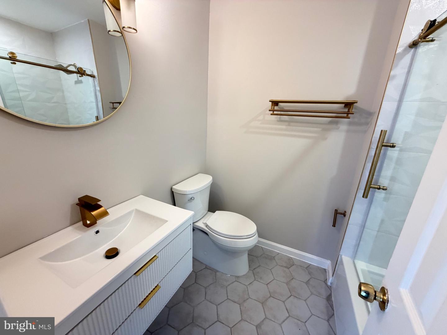 6346 ROCKSHIRE ST, ALEXANDRIA, Virginia 22315, 3 Bedrooms Bedrooms, ,2 BathroomsBathrooms,Residential,For sale,6346 ROCKSHIRE ST,VAFX2283860 MLS # VAFX2283860