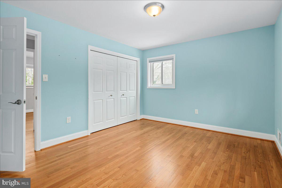 8711 MILLBROOK PL, ALEXANDRIA, Virginia 22309, 5 Bedrooms Bedrooms, ,3 BathroomsBathrooms,Residential,For sale,8711 MILLBROOK PL,VAFX2287698 MLS # VAFX2287698