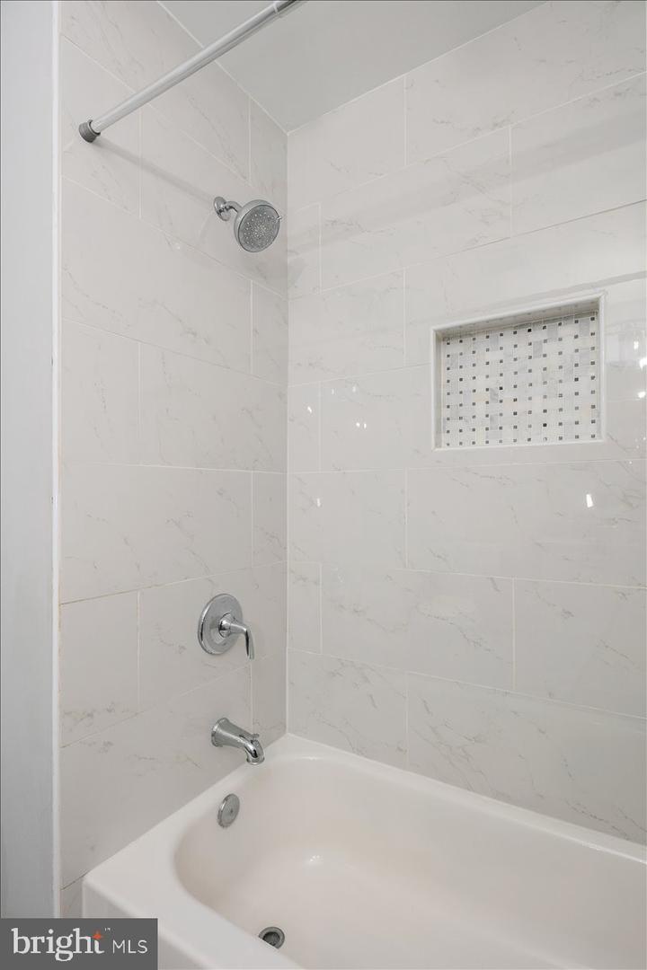 8711 MILLBROOK PL, ALEXANDRIA, Virginia 22309, 5 Bedrooms Bedrooms, ,3 BathroomsBathrooms,Residential,For sale,8711 MILLBROOK PL,VAFX2287698 MLS # VAFX2287698