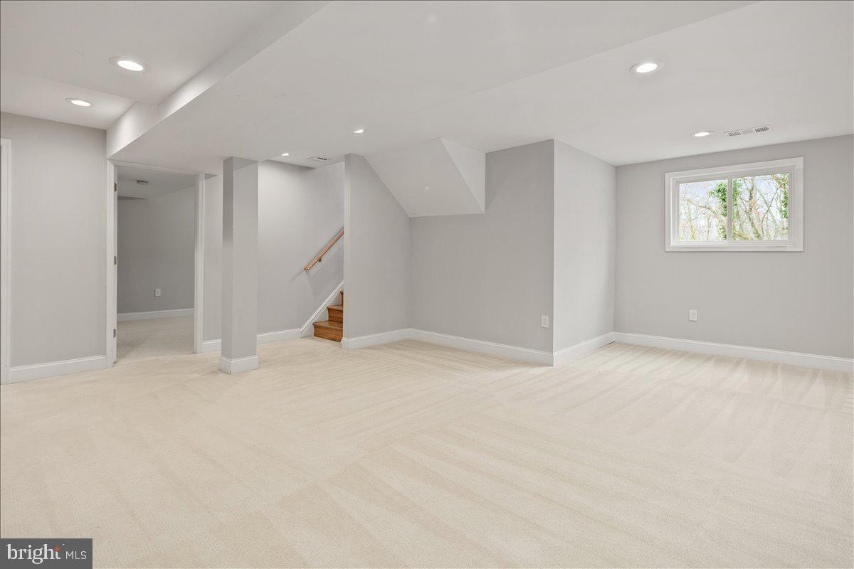 8711 MILLBROOK PL, ALEXANDRIA, Virginia 22309, 5 Bedrooms Bedrooms, ,3 BathroomsBathrooms,Residential,For sale,8711 MILLBROOK PL,VAFX2287698 MLS # VAFX2287698