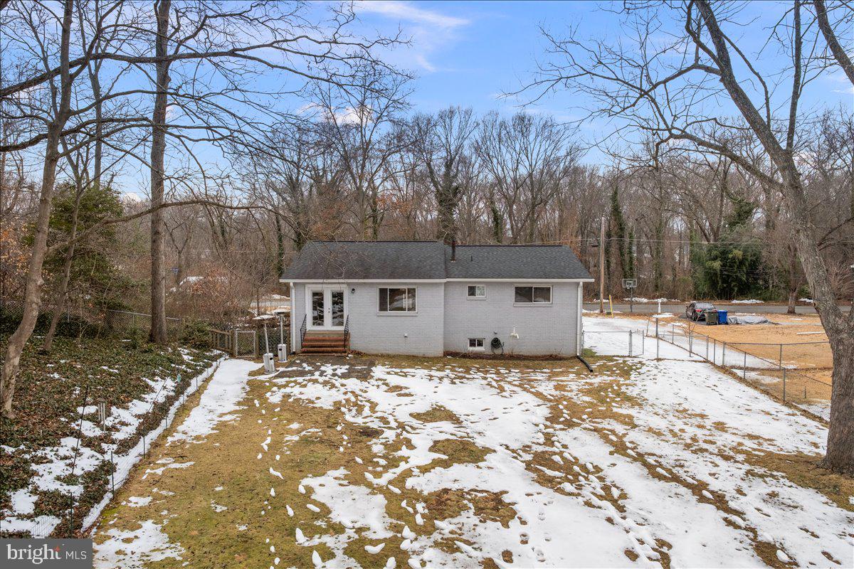 8711 MILLBROOK PL, ALEXANDRIA, Virginia 22309, 5 Bedrooms Bedrooms, ,3 BathroomsBathrooms,Residential,For sale,8711 MILLBROOK PL,VAFX2287698 MLS # VAFX2287698