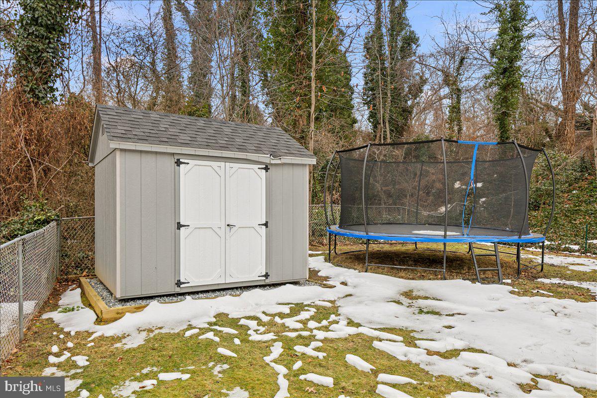 8711 MILLBROOK PL, ALEXANDRIA, Virginia 22309, 5 Bedrooms Bedrooms, ,3 BathroomsBathrooms,Residential,For sale,8711 MILLBROOK PL,VAFX2287698 MLS # VAFX2287698