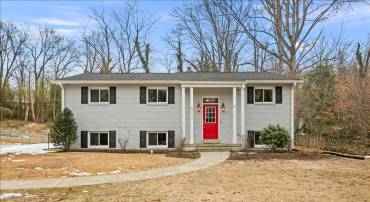 8711 MILLBROOK PL, ALEXANDRIA, Virginia 22309, 5 Bedrooms Bedrooms, ,3 BathroomsBathrooms,Residential,For sale,8711 MILLBROOK PL,VAFX2287698 MLS # VAFX2287698