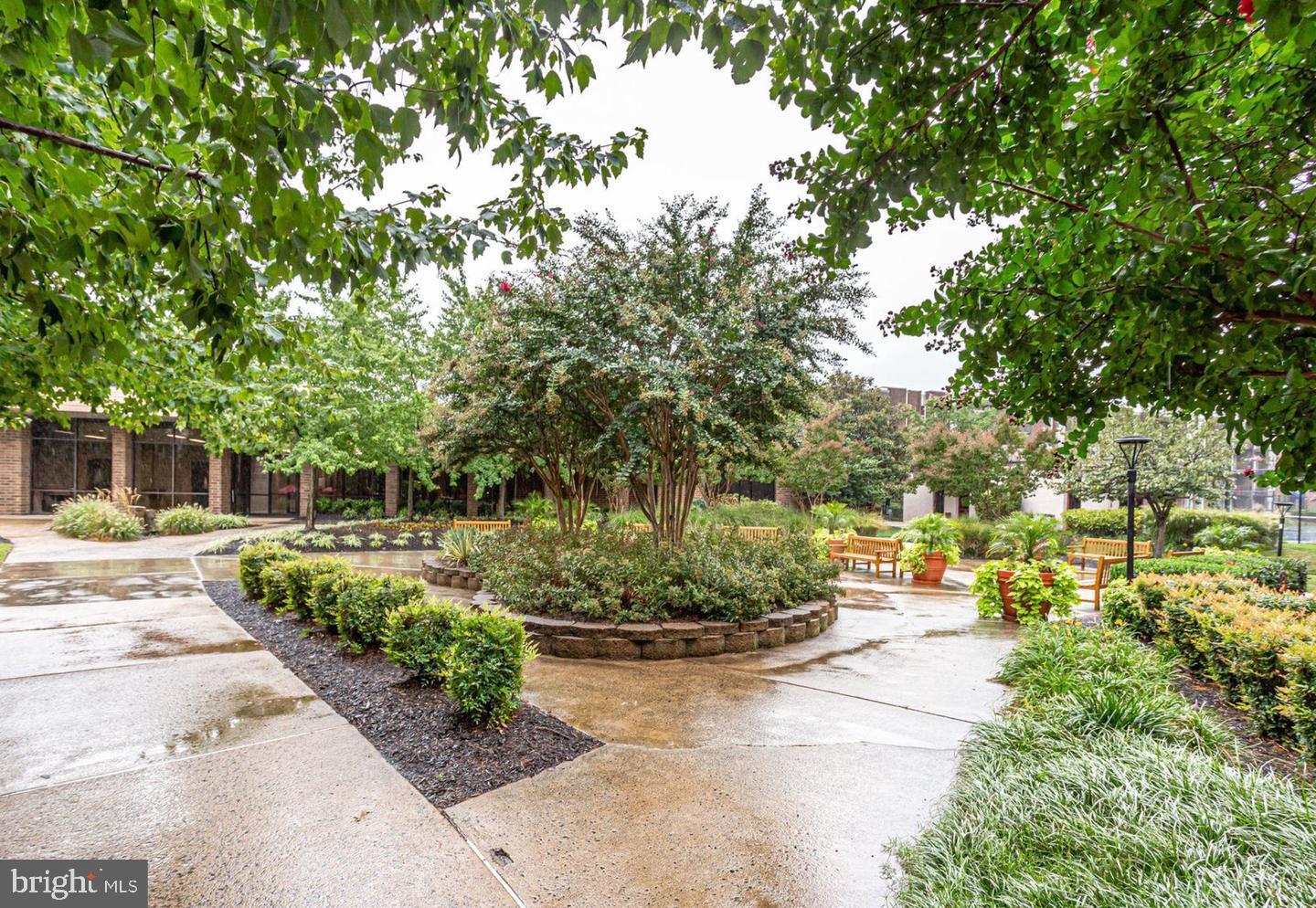 16 S VAN DORN ST #602, ALEXANDRIA, Virginia 22304, 2 Bedrooms Bedrooms, 3 Rooms Rooms,1 BathroomBathrooms,Residential,For sale,16 S VAN DORN ST #602,VAAX2054132 MLS # VAAX2054132