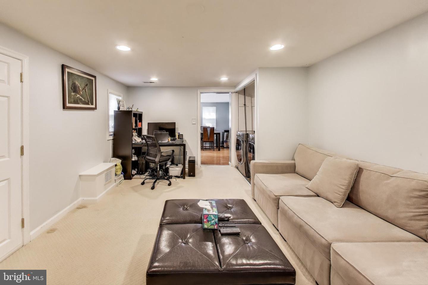 6703 HALLWOOD AVE, FALLS CHURCH, Virginia 22046, 3 Bedrooms Bedrooms, ,2 BathroomsBathrooms,Residential,For sale,6703 HALLWOOD AVE,VAFX2291848 MLS # VAFX2291848