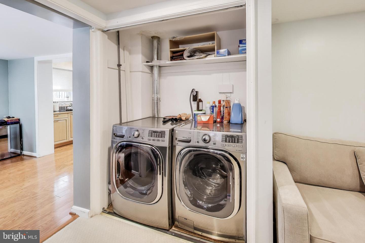 6703 HALLWOOD AVE, FALLS CHURCH, Virginia 22046, 3 Bedrooms Bedrooms, ,2 BathroomsBathrooms,Residential,For sale,6703 HALLWOOD AVE,VAFX2291848 MLS # VAFX2291848