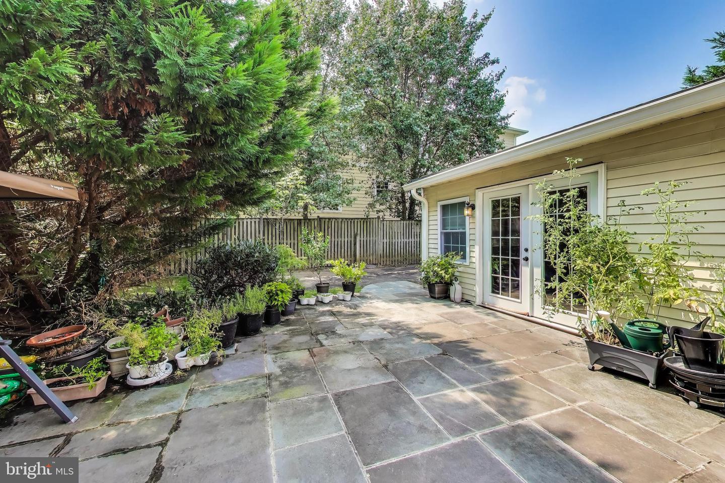 6703 HALLWOOD AVE, FALLS CHURCH, Virginia 22046, 3 Bedrooms Bedrooms, ,2 BathroomsBathrooms,Residential,For sale,6703 HALLWOOD AVE,VAFX2291848 MLS # VAFX2291848