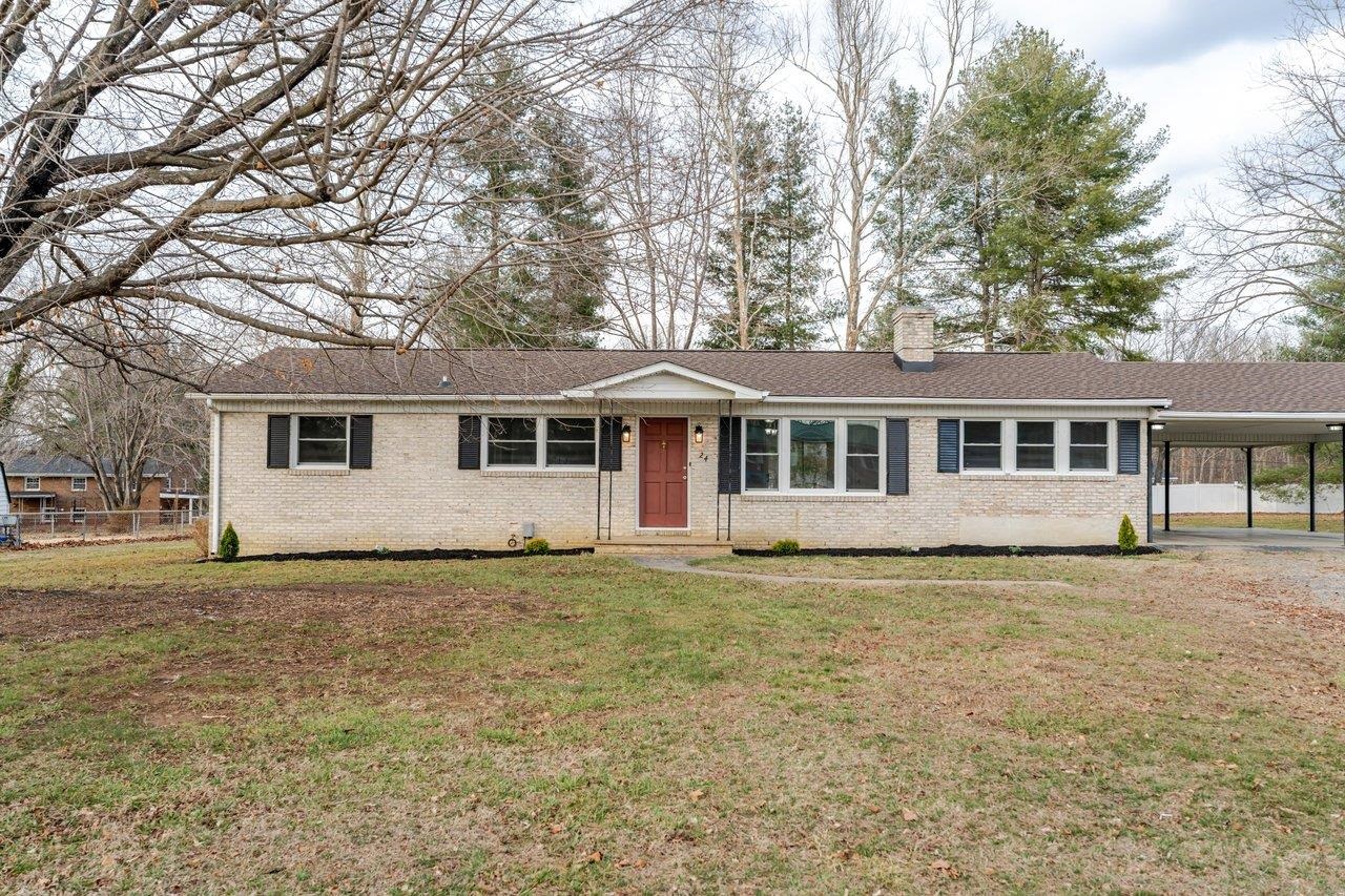 24 LA SALLE DR, GROTTOES, Virginia 24441, 3 Bedrooms Bedrooms, ,2 BathroomsBathrooms,Residential,24 LA SALLE DR,674065 MLS # 674065