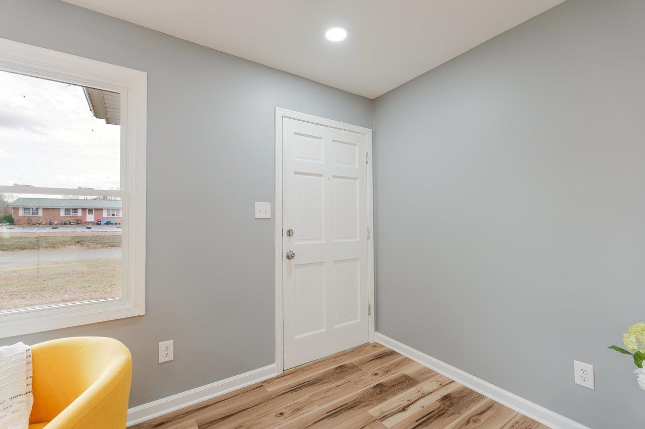 24 LA SALLE DR, GROTTOES, Virginia 24441, 3 Bedrooms Bedrooms, ,2 BathroomsBathrooms,Residential,24 LA SALLE DR,674065 MLS # 674065