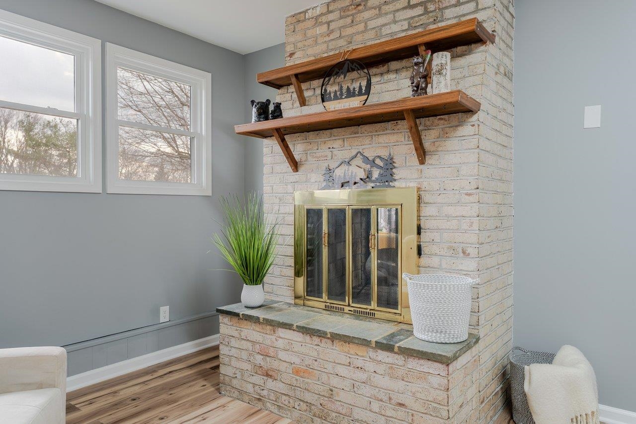 24 LA SALLE DR, GROTTOES, Virginia 24441, 3 Bedrooms Bedrooms, ,2 BathroomsBathrooms,Residential,24 LA SALLE DR,674065 MLS # 674065