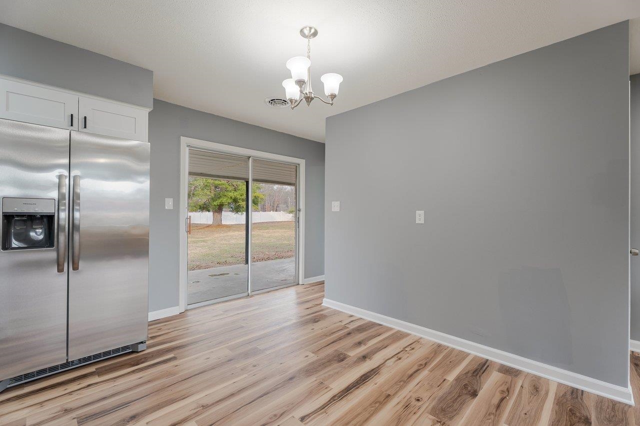 24 LA SALLE DR, GROTTOES, Virginia 24441, 3 Bedrooms Bedrooms, ,2 BathroomsBathrooms,Residential,24 LA SALLE DR,674065 MLS # 674065