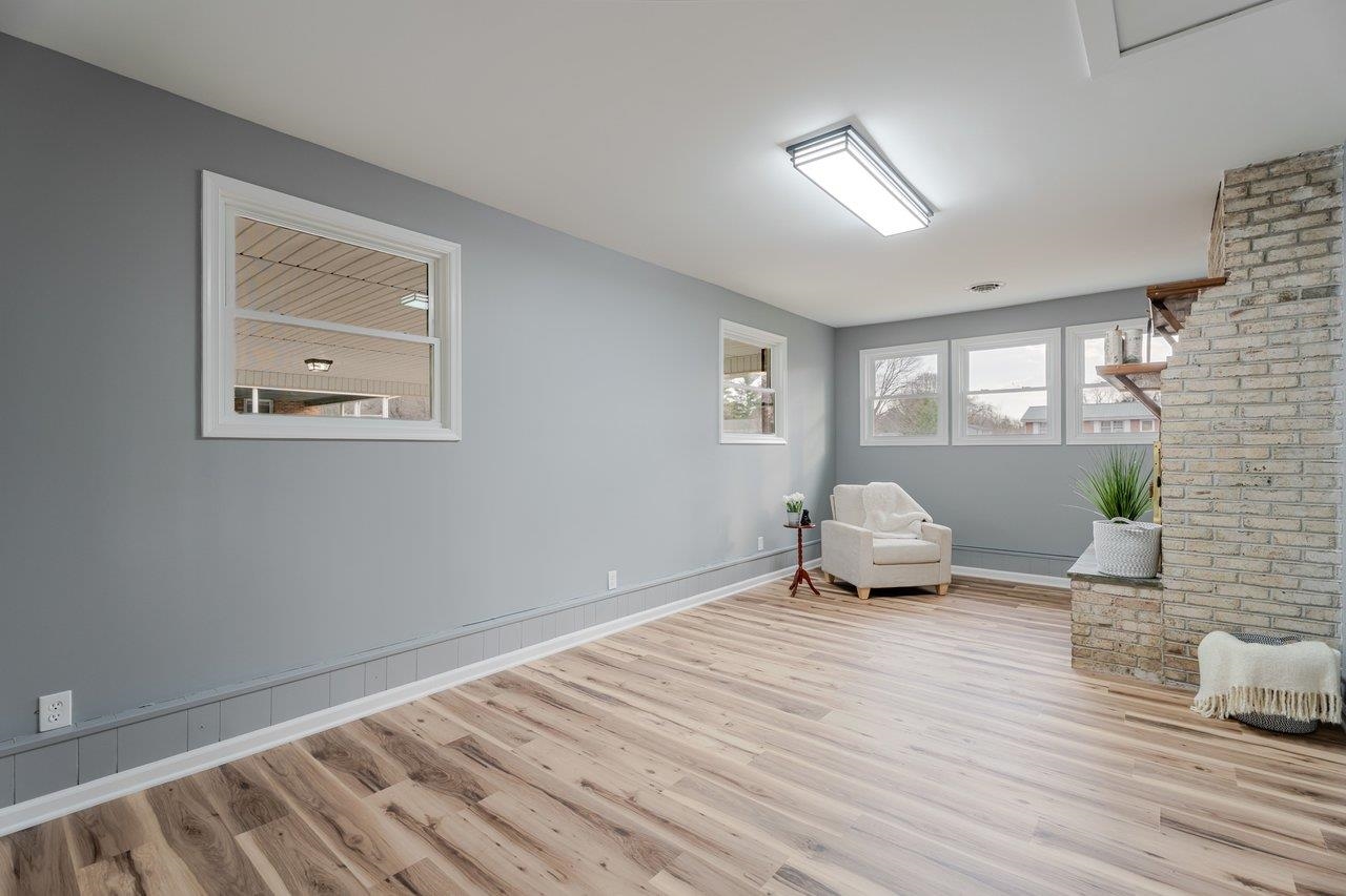 24 LA SALLE DR, GROTTOES, Virginia 24441, 3 Bedrooms Bedrooms, ,2 BathroomsBathrooms,Residential,24 LA SALLE DR,674065 MLS # 674065