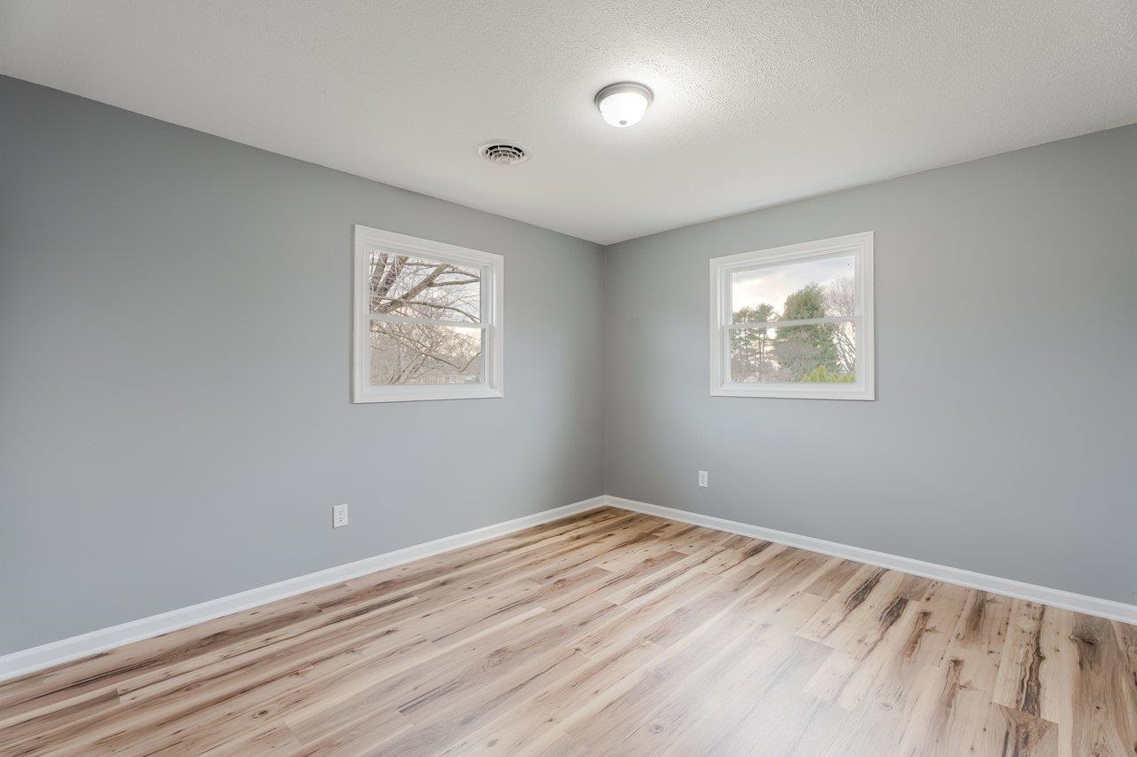 24 LA SALLE DR, GROTTOES, Virginia 24441, 3 Bedrooms Bedrooms, ,2 BathroomsBathrooms,Residential,24 LA SALLE DR,674065 MLS # 674065