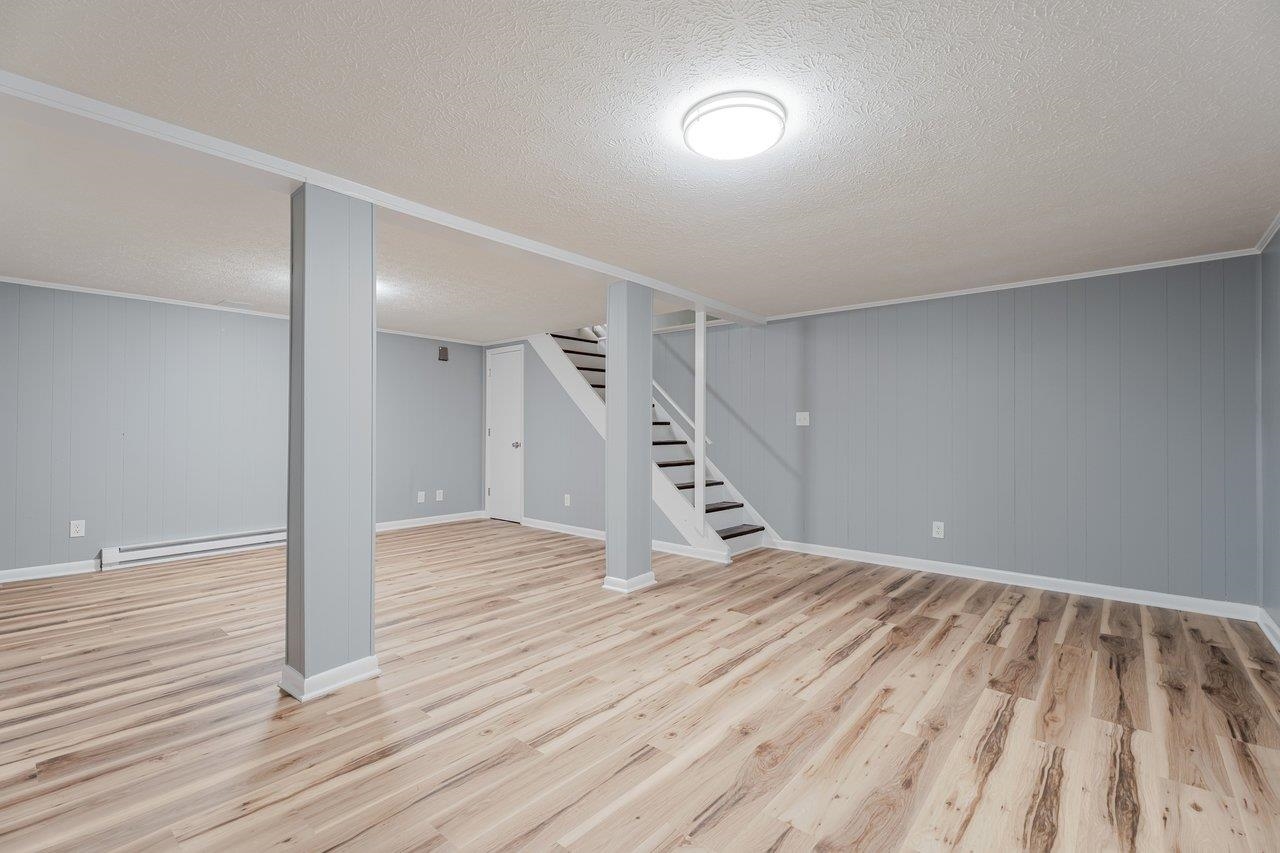 24 LA SALLE DR, GROTTOES, Virginia 24441, 3 Bedrooms Bedrooms, ,2 BathroomsBathrooms,Residential,24 LA SALLE DR,674065 MLS # 674065