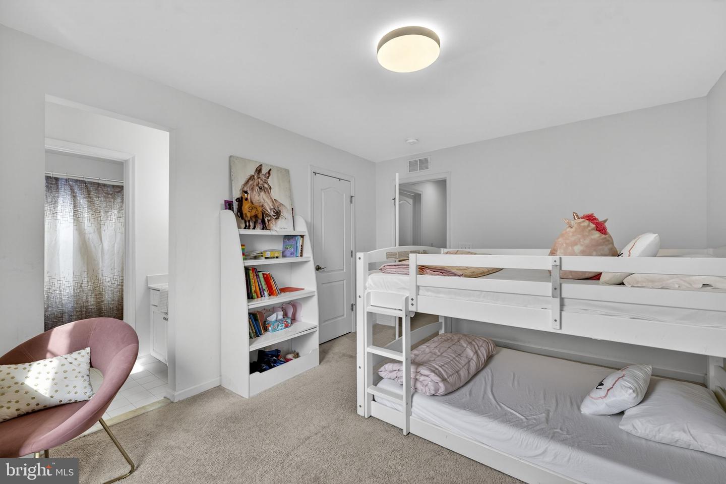 24408 ROCK POND CT, ALDIE, Virginia 20105, 6 Bedrooms Bedrooms, ,5 BathroomsBathrooms,Residential,For sale,24408 ROCK POND CT,VALO2116276 MLS # VALO2116276