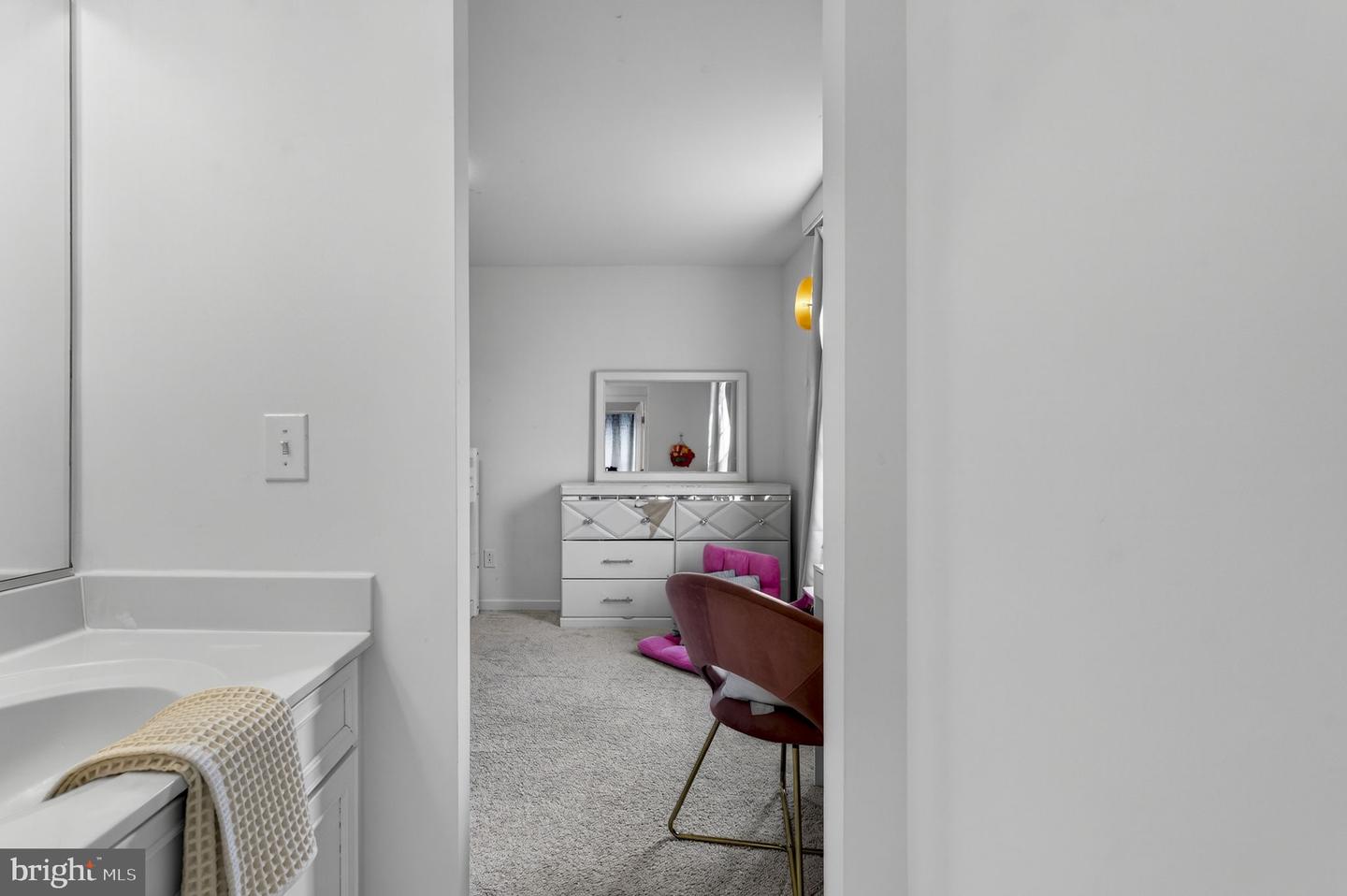 24408 ROCK POND CT, ALDIE, Virginia 20105, 6 Bedrooms Bedrooms, ,5 BathroomsBathrooms,Residential,For sale,24408 ROCK POND CT,VALO2116276 MLS # VALO2116276