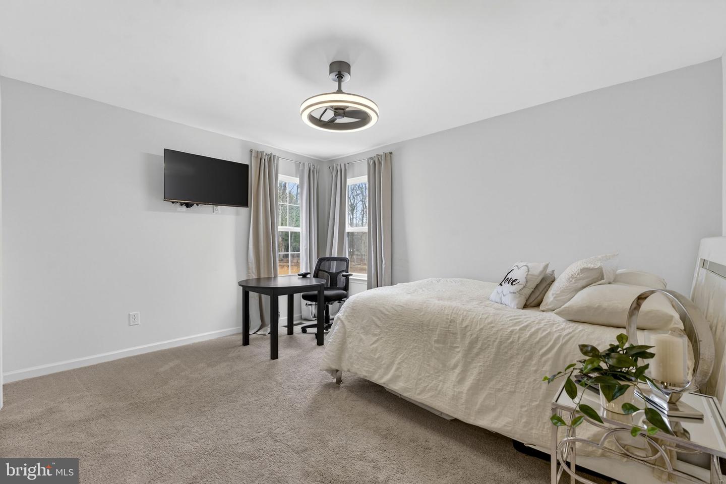 24408 ROCK POND CT, ALDIE, Virginia 20105, 6 Bedrooms Bedrooms, ,5 BathroomsBathrooms,Residential,For sale,24408 ROCK POND CT,VALO2116276 MLS # VALO2116276