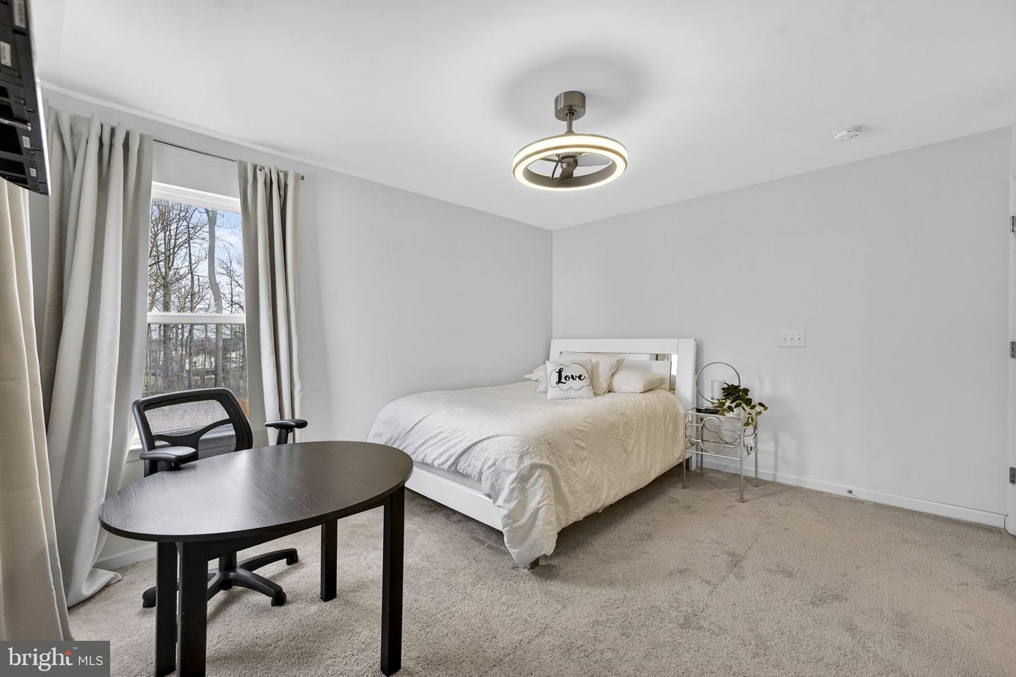 24408 ROCK POND CT, ALDIE, Virginia 20105, 6 Bedrooms Bedrooms, ,5 BathroomsBathrooms,Residential,For sale,24408 ROCK POND CT,VALO2116276 MLS # VALO2116276