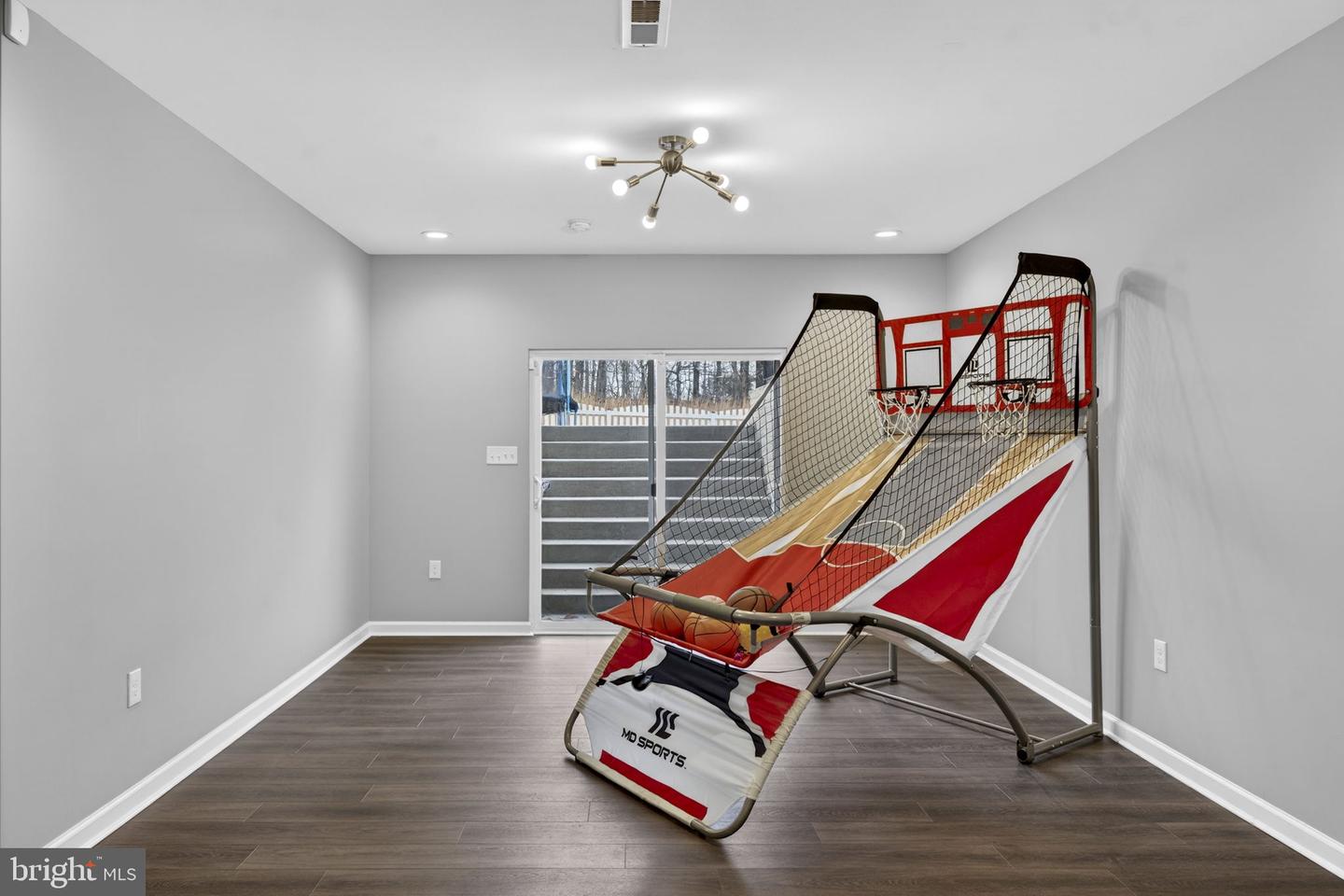 24408 ROCK POND CT, ALDIE, Virginia 20105, 6 Bedrooms Bedrooms, ,5 BathroomsBathrooms,Residential,For sale,24408 ROCK POND CT,VALO2116276 MLS # VALO2116276