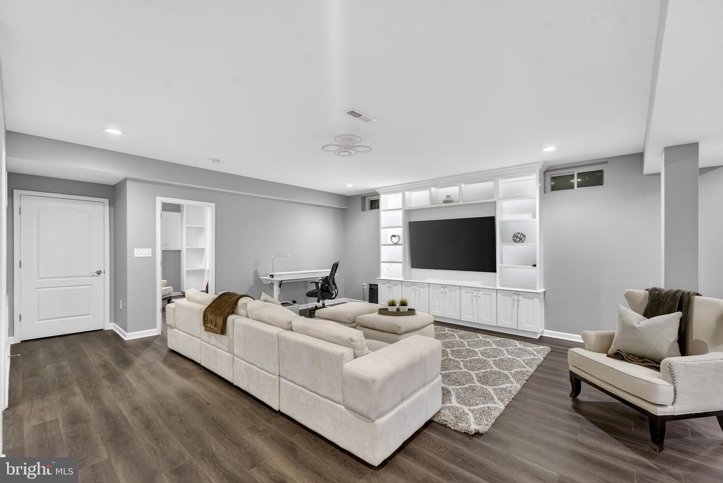 24408 ROCK POND CT, ALDIE, Virginia 20105, 6 Bedrooms Bedrooms, ,5 BathroomsBathrooms,Residential,For sale,24408 ROCK POND CT,VALO2116276 MLS # VALO2116276