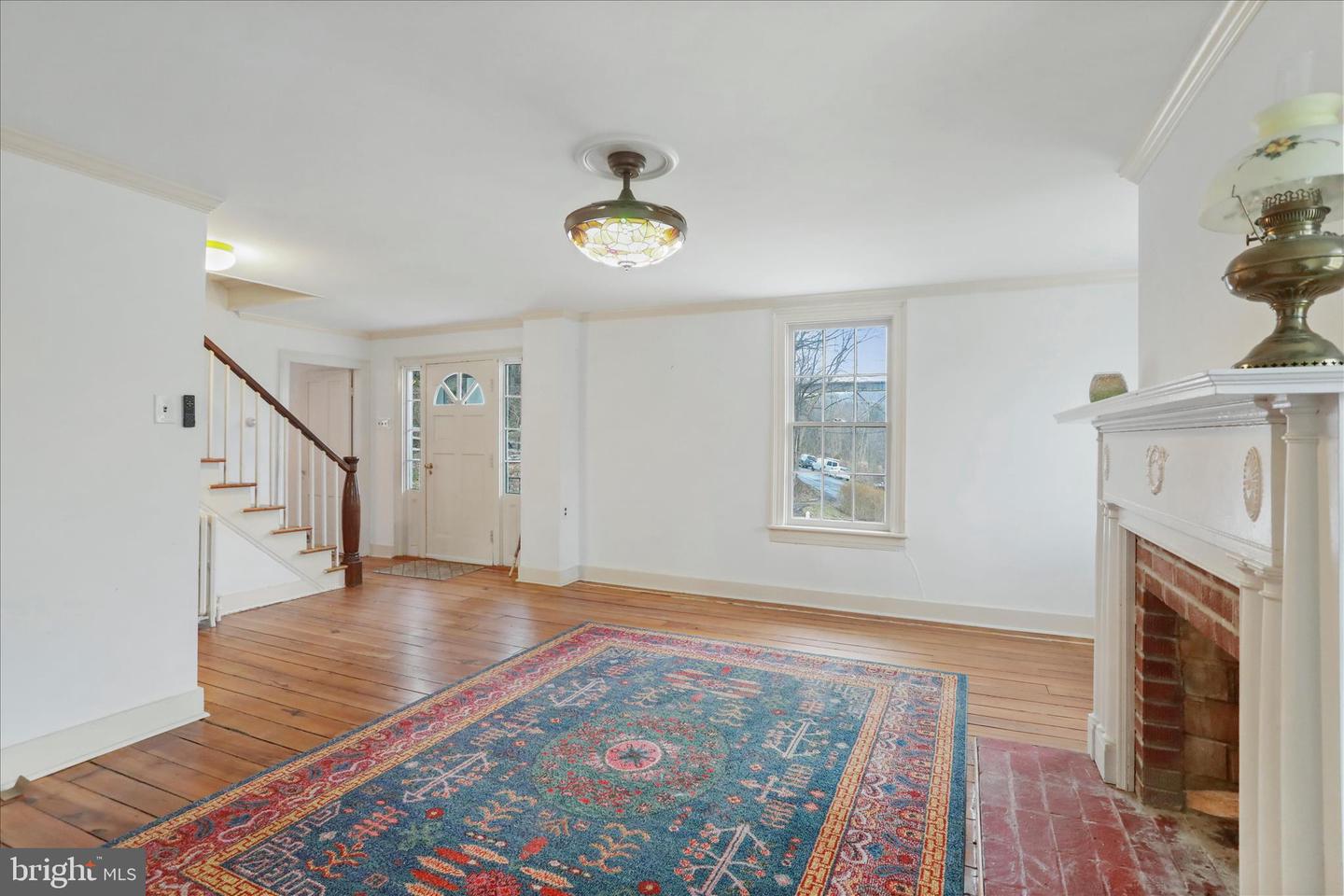 126 OVERALL RD, BENTONVILLE, Virginia 22610, 3 Bedrooms Bedrooms, 12 Rooms Rooms,2 BathroomsBathrooms,Residential,For sale,126 OVERALL RD,VAPA2006082 MLS # VAPA2006082