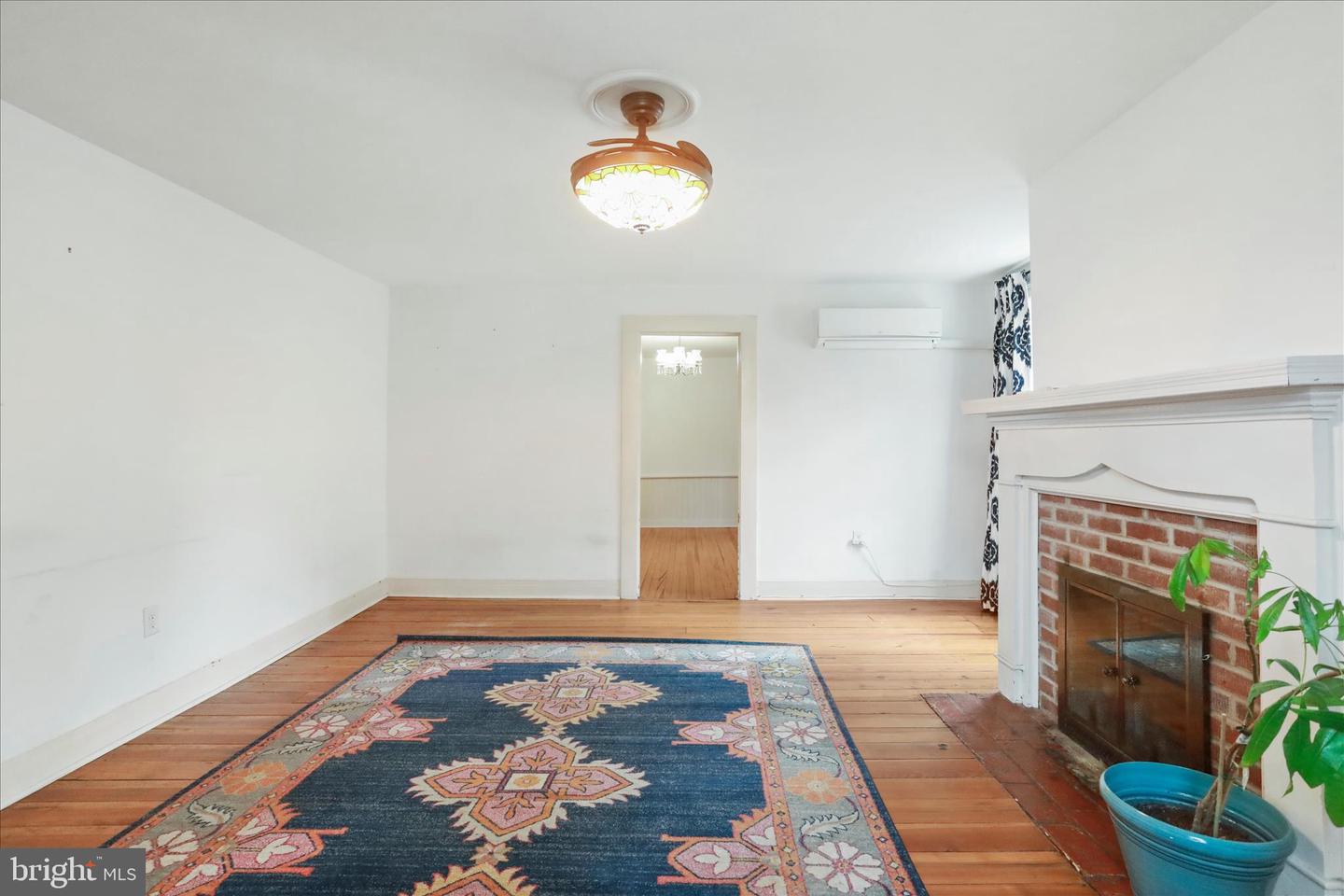 126 OVERALL RD, BENTONVILLE, Virginia 22610, 3 Bedrooms Bedrooms, 12 Rooms Rooms,2 BathroomsBathrooms,Residential,For sale,126 OVERALL RD,VAPA2006082 MLS # VAPA2006082