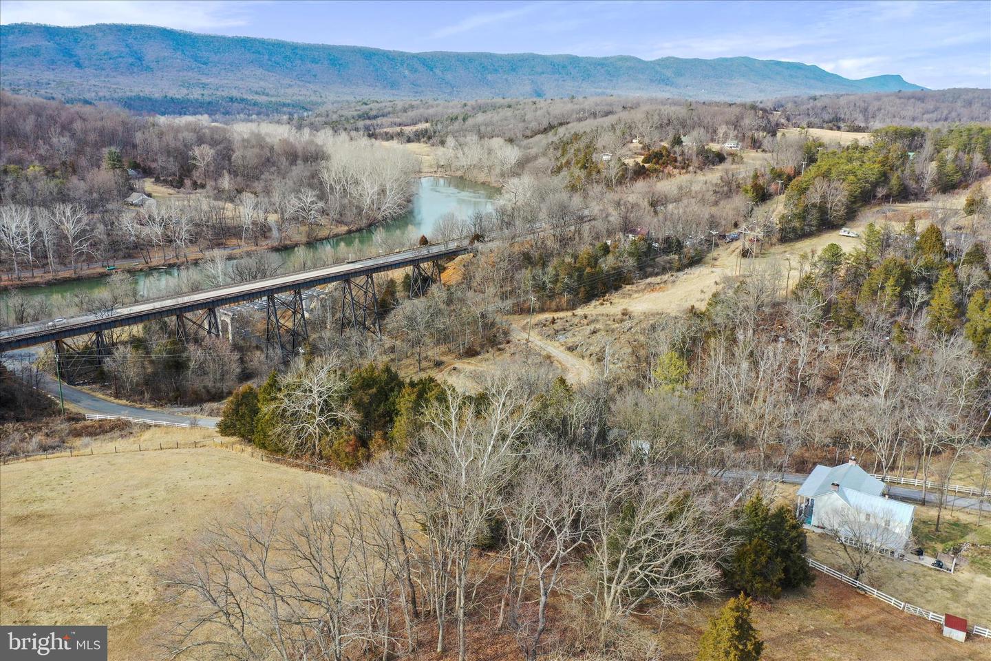 126 OVERALL RD, BENTONVILLE, Virginia 22610, 3 Bedrooms Bedrooms, 12 Rooms Rooms,2 BathroomsBathrooms,Residential,For sale,126 OVERALL RD,VAPA2006082 MLS # VAPA2006082