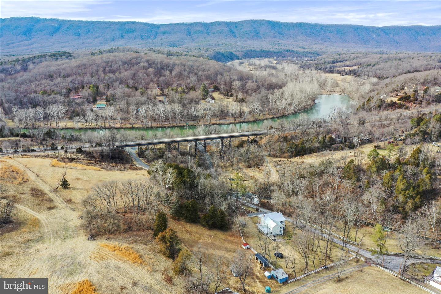 126 OVERALL RD, BENTONVILLE, Virginia 22610, 3 Bedrooms Bedrooms, 12 Rooms Rooms,2 BathroomsBathrooms,Residential,For sale,126 OVERALL RD,VAPA2006082 MLS # VAPA2006082