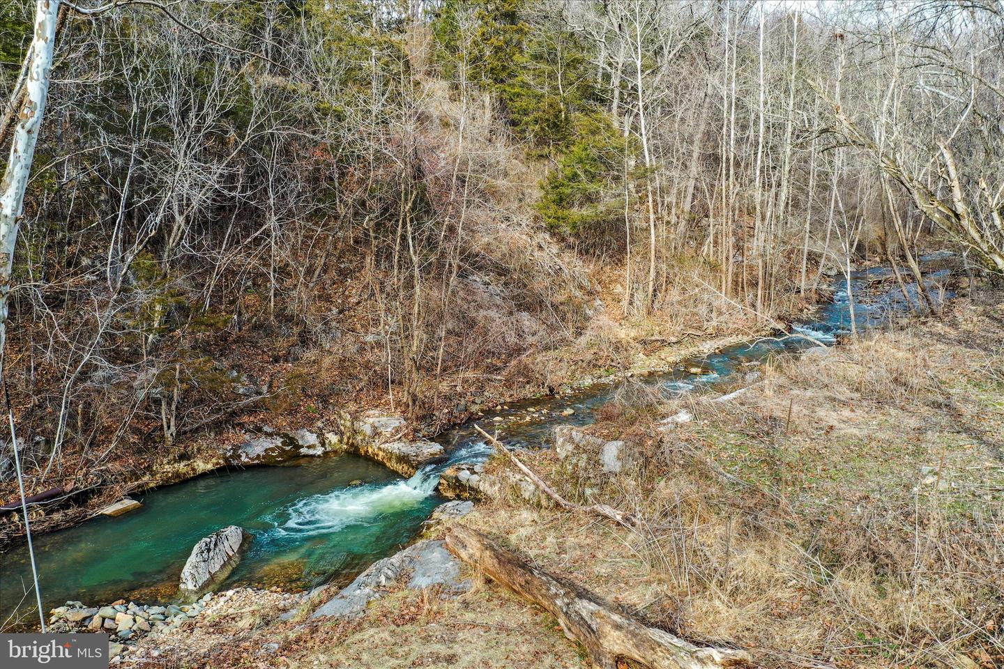 126 OVERALL RD, BENTONVILLE, Virginia 22610, 3 Bedrooms Bedrooms, 12 Rooms Rooms,2 BathroomsBathrooms,Residential,For sale,126 OVERALL RD,VAPA2006082 MLS # VAPA2006082