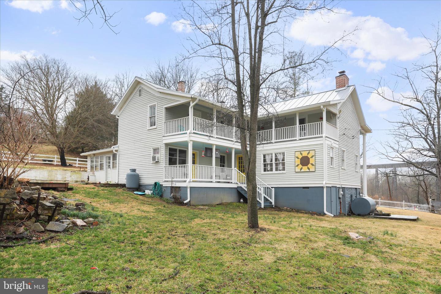 126 OVERALL RD, BENTONVILLE, Virginia 22610, 3 Bedrooms Bedrooms, 12 Rooms Rooms,2 BathroomsBathrooms,Residential,For sale,126 OVERALL RD,VAPA2006082 MLS # VAPA2006082